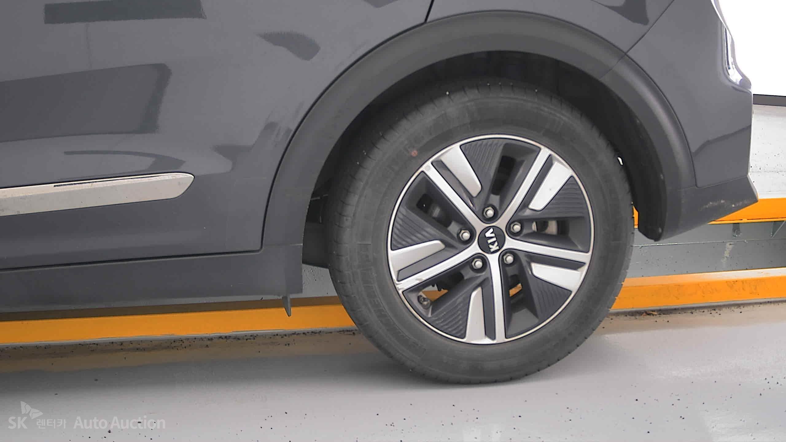 2021 - kia niro