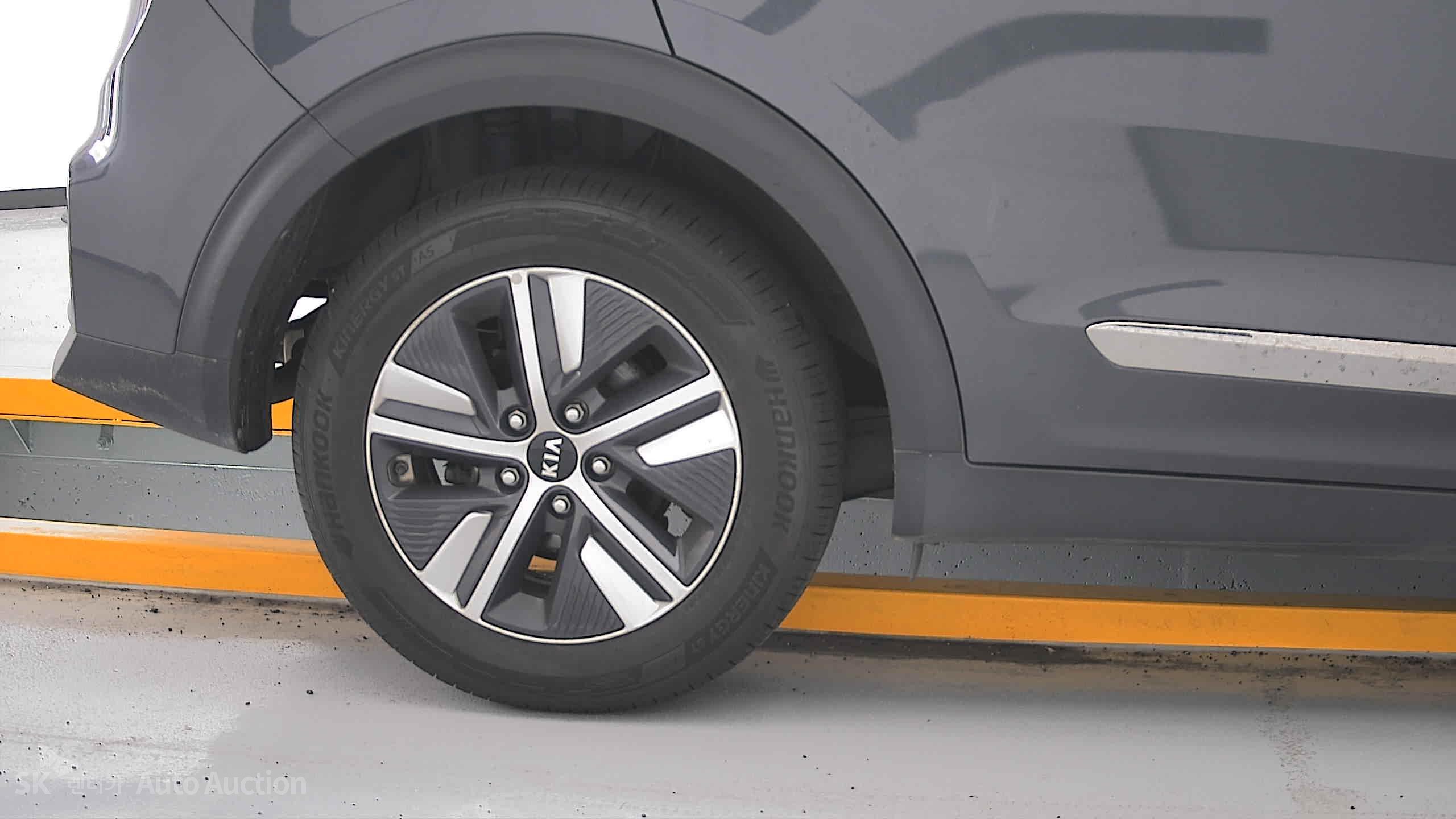 2021 - kia niro