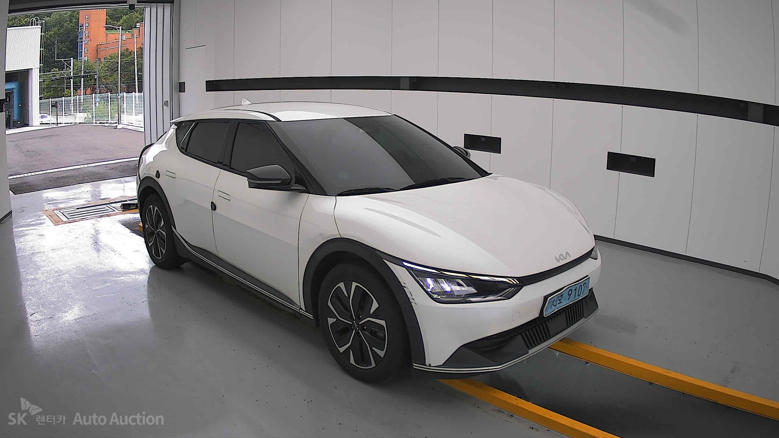 2022 - kia ev6