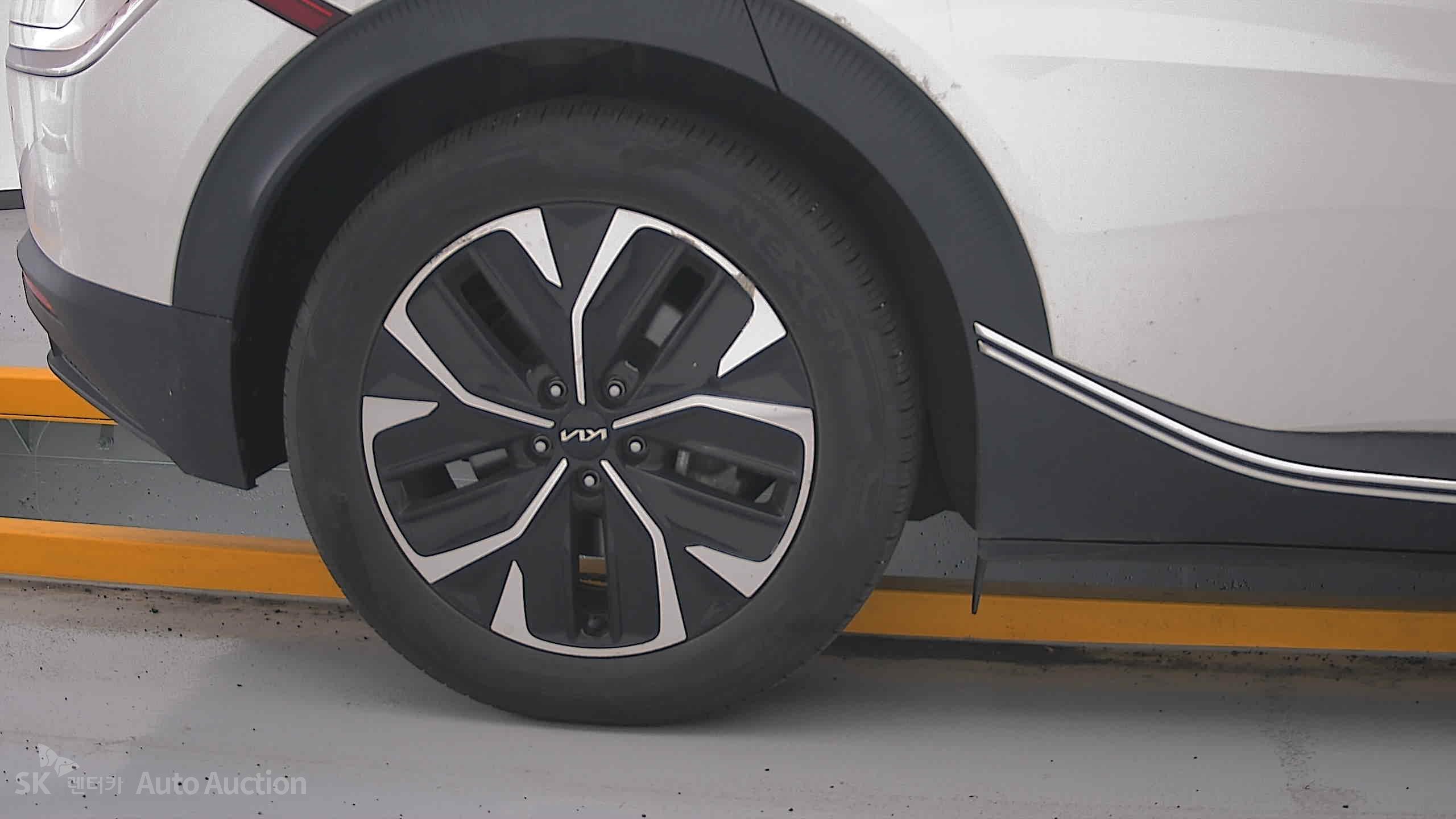 2022 - kia ev6