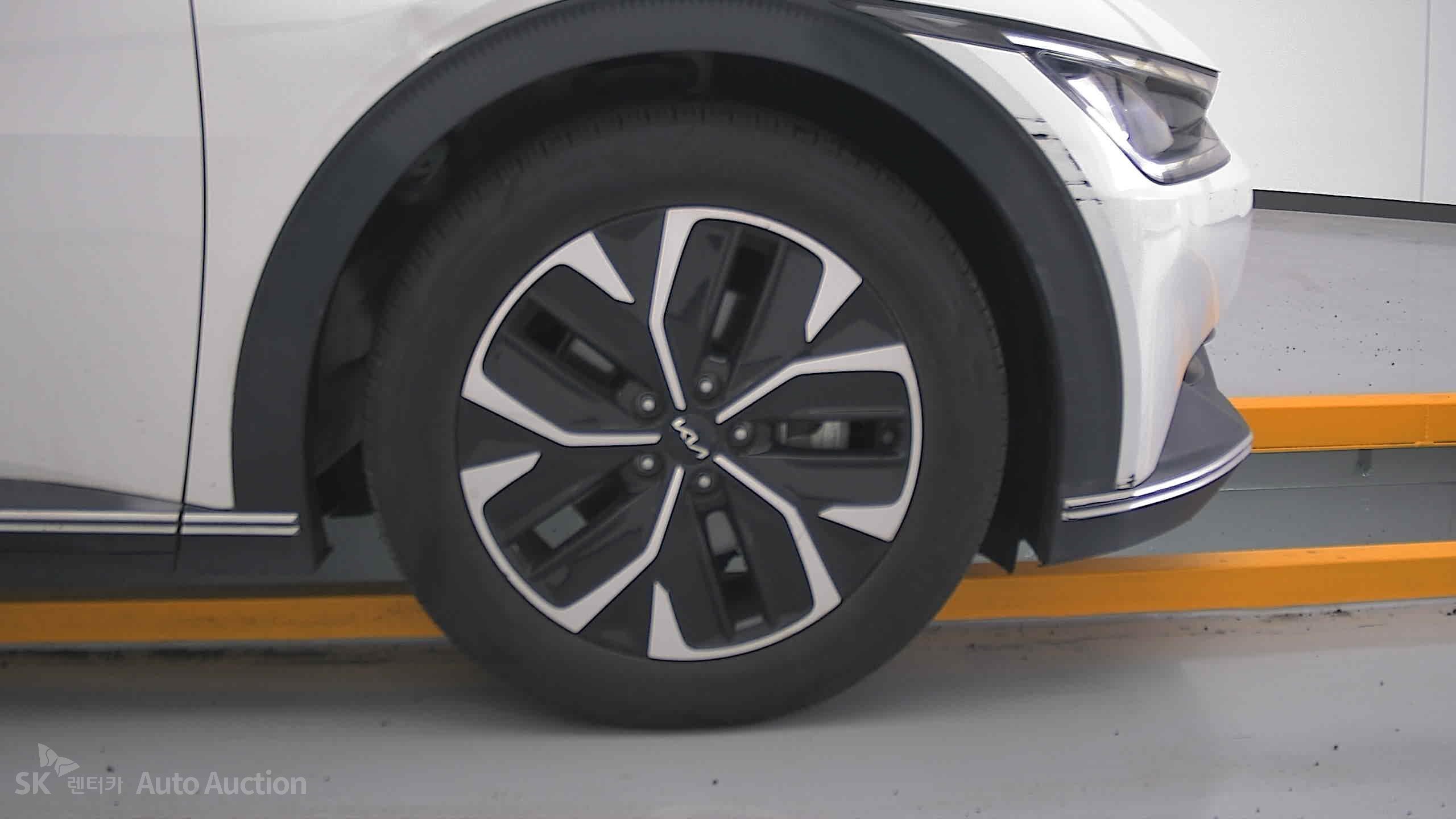 2022 - kia ev6
