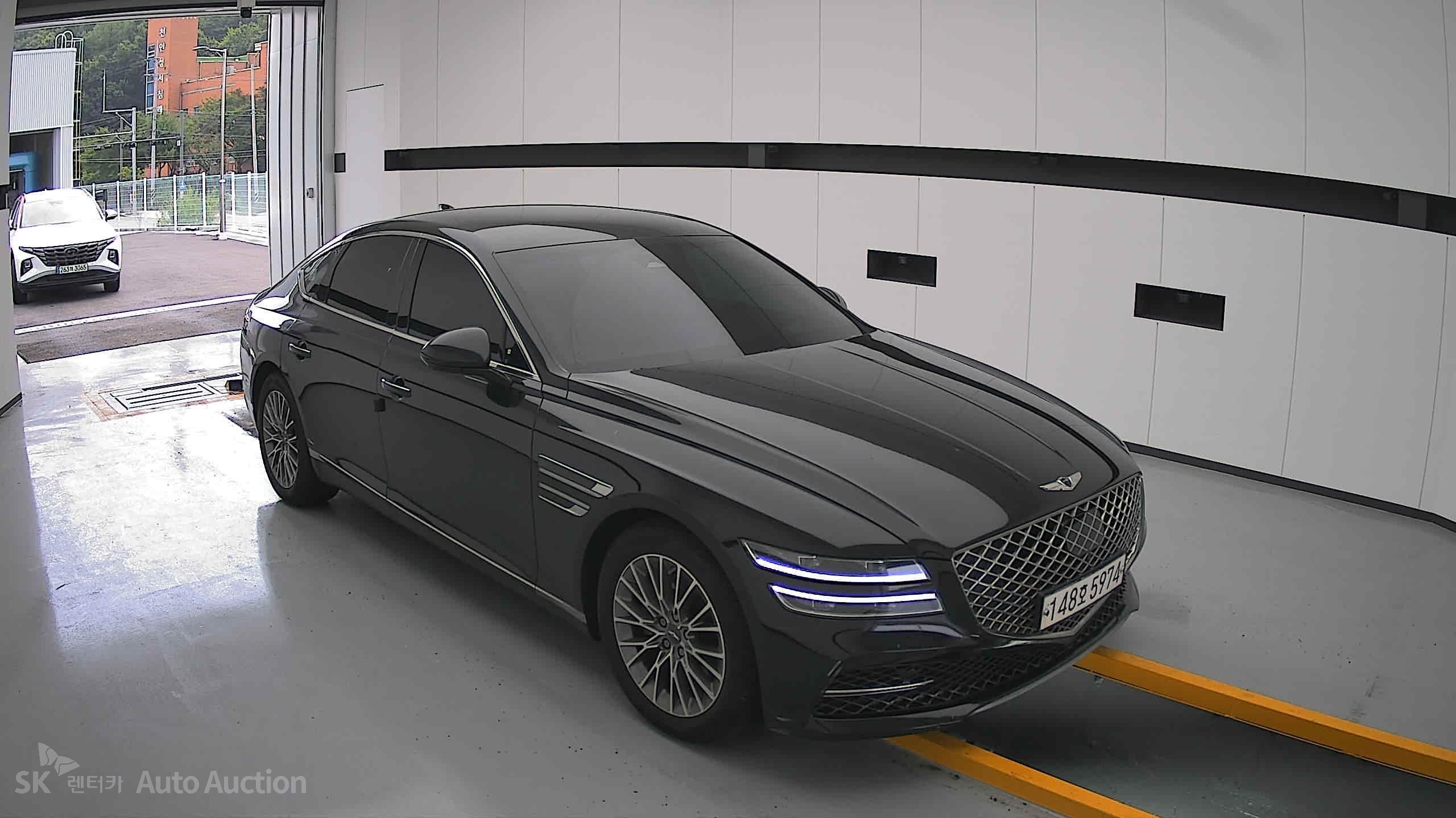 2021 - genesis g80