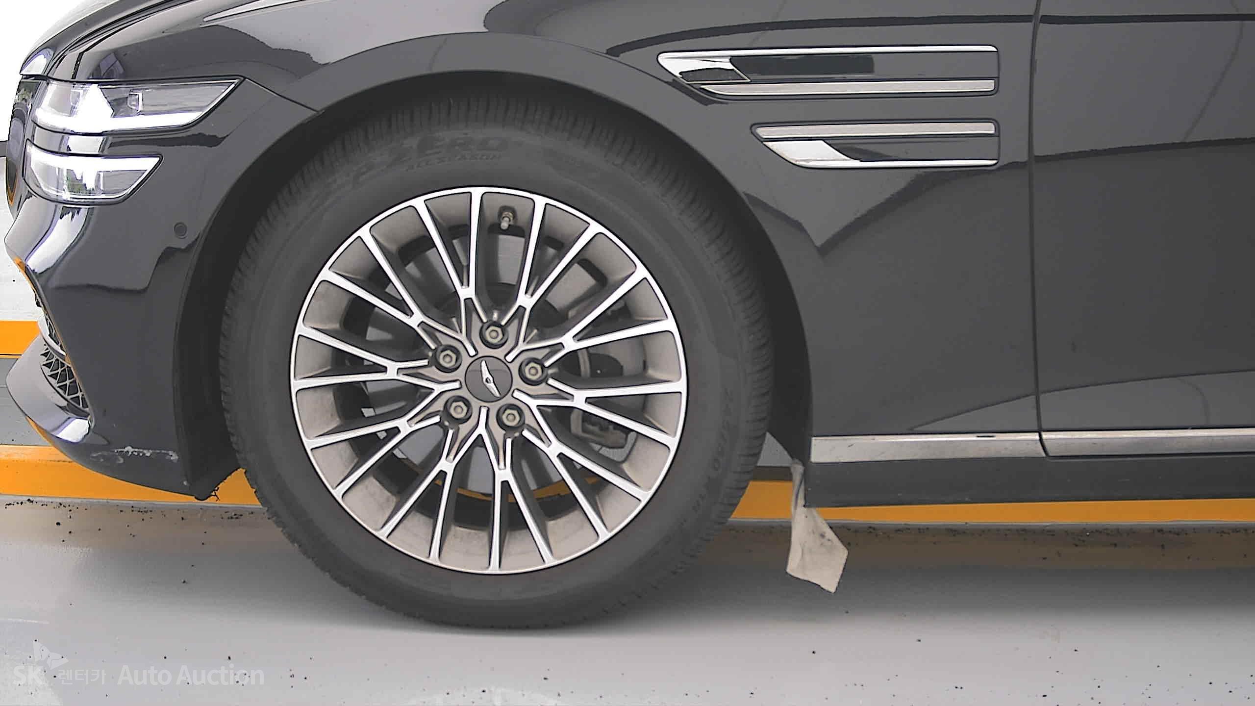2021 - genesis g80