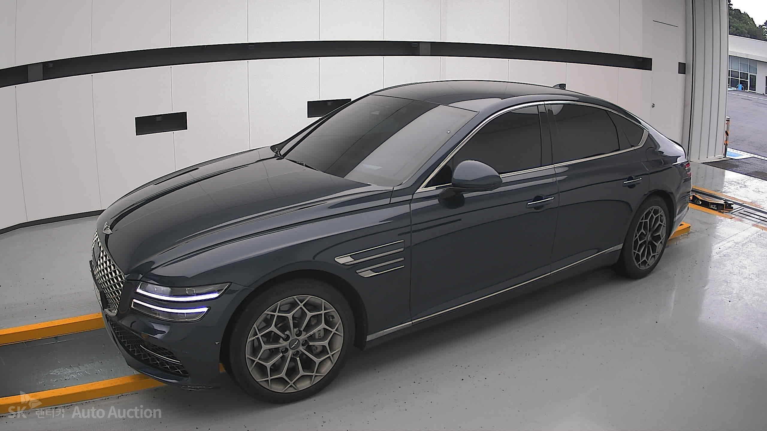 2022 - genesis g80