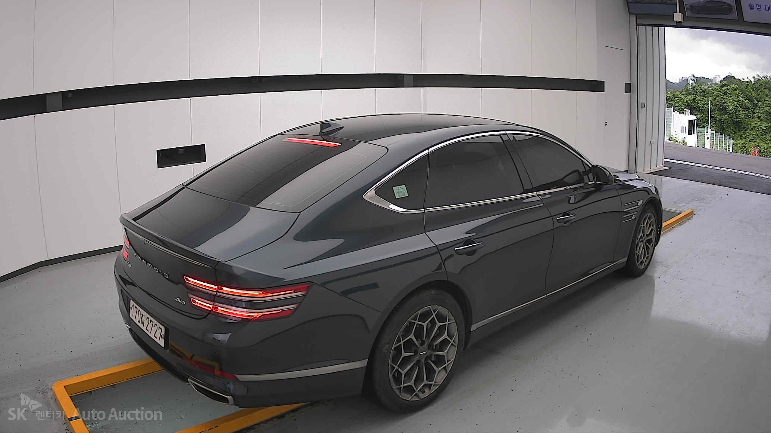2022 - genesis g80