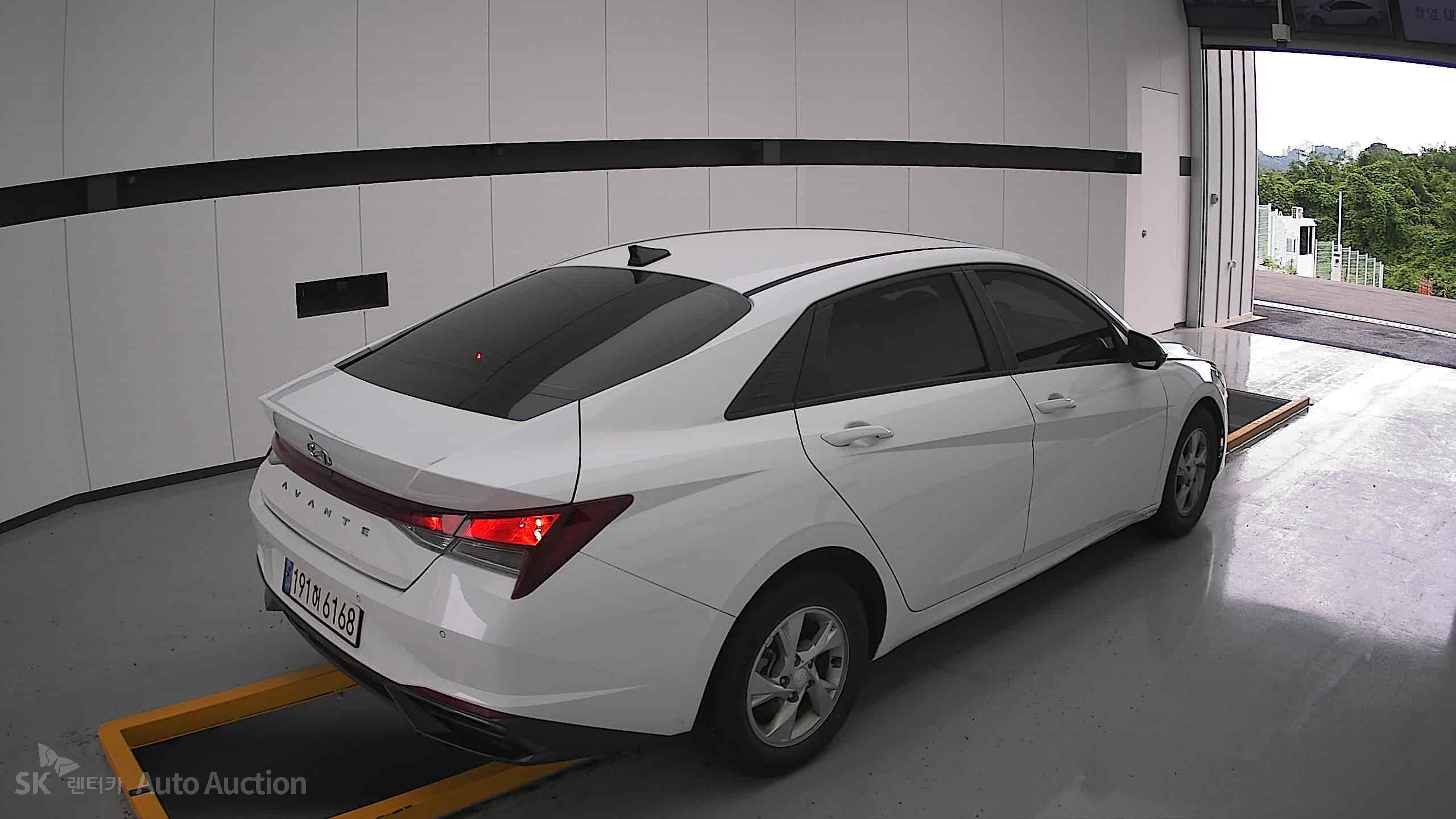 2023 - hyundai avante
