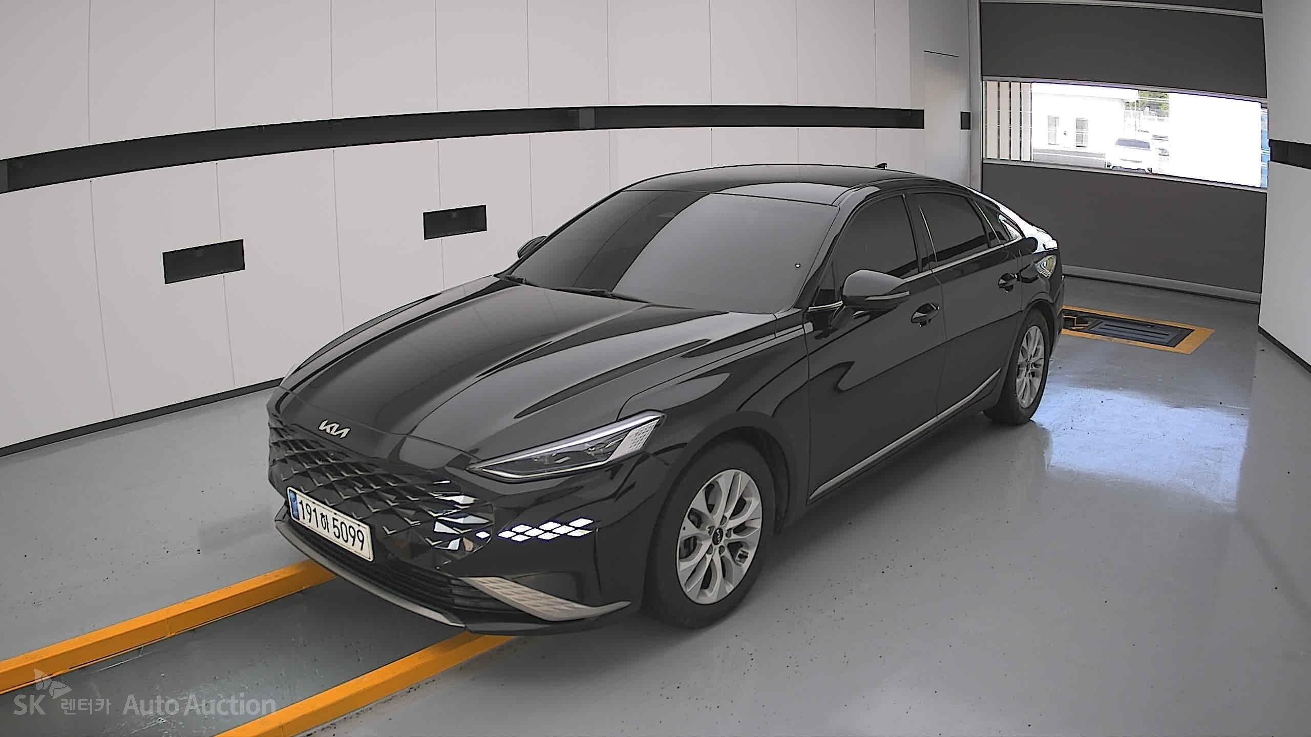 2022 - kia k8