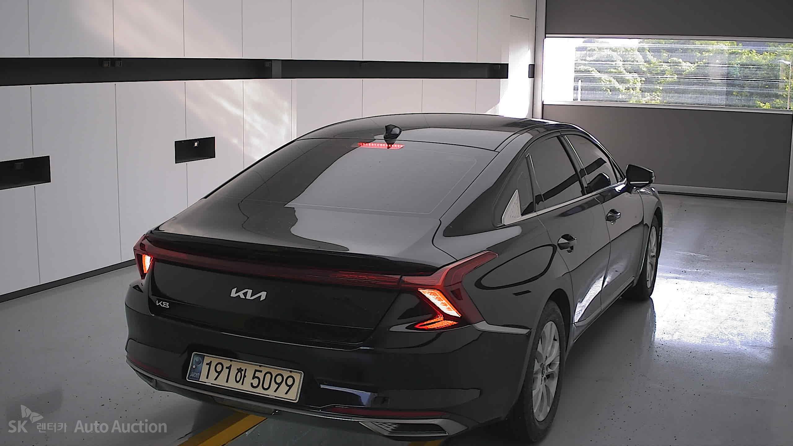 2022 - kia k8