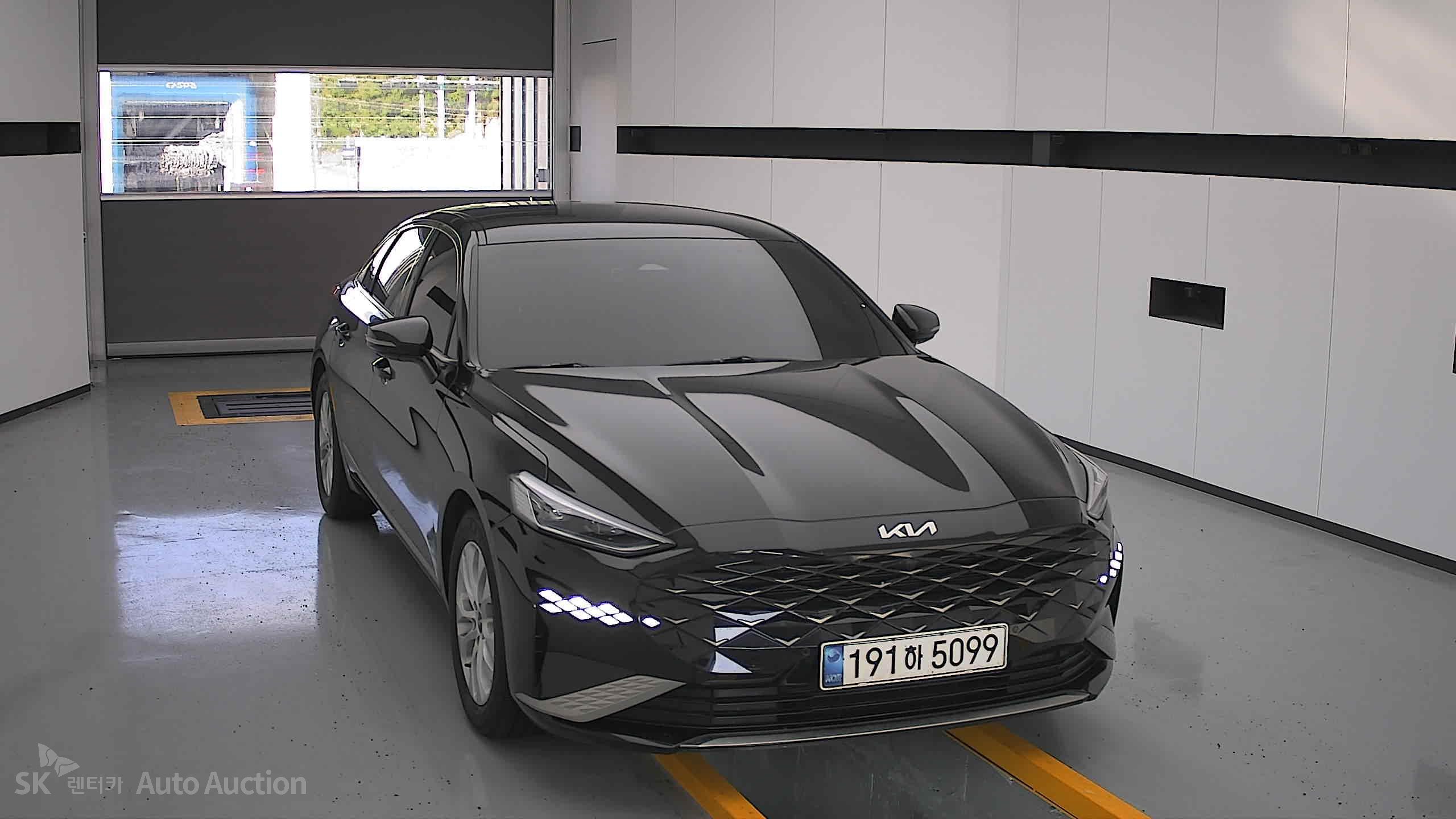 2022 - kia k8