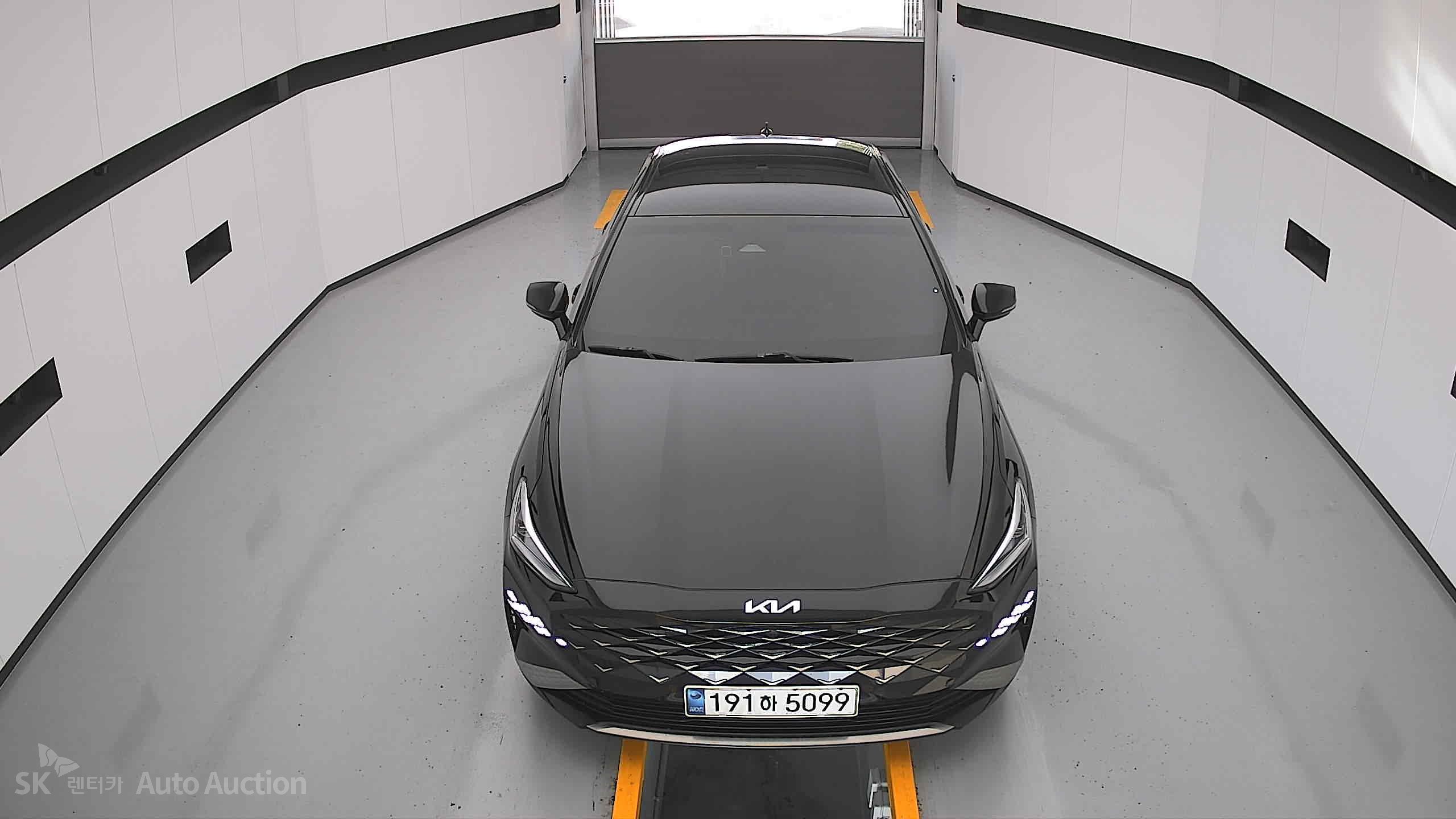 2022 - kia k8