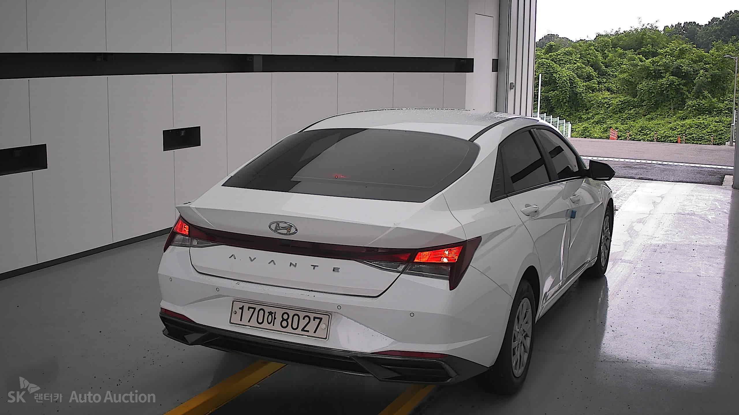 2021 - hyundai avante