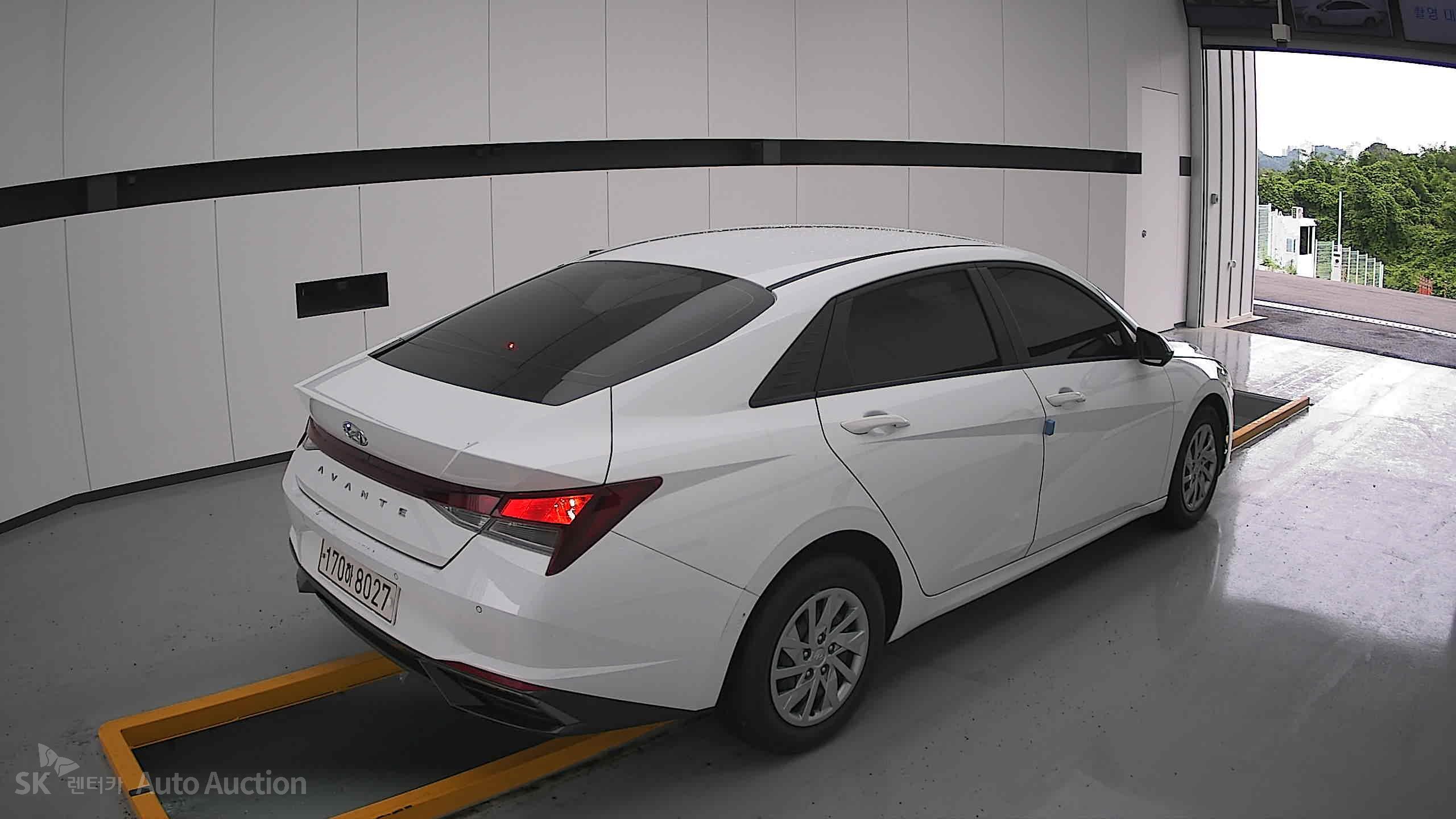 2021 - hyundai avante