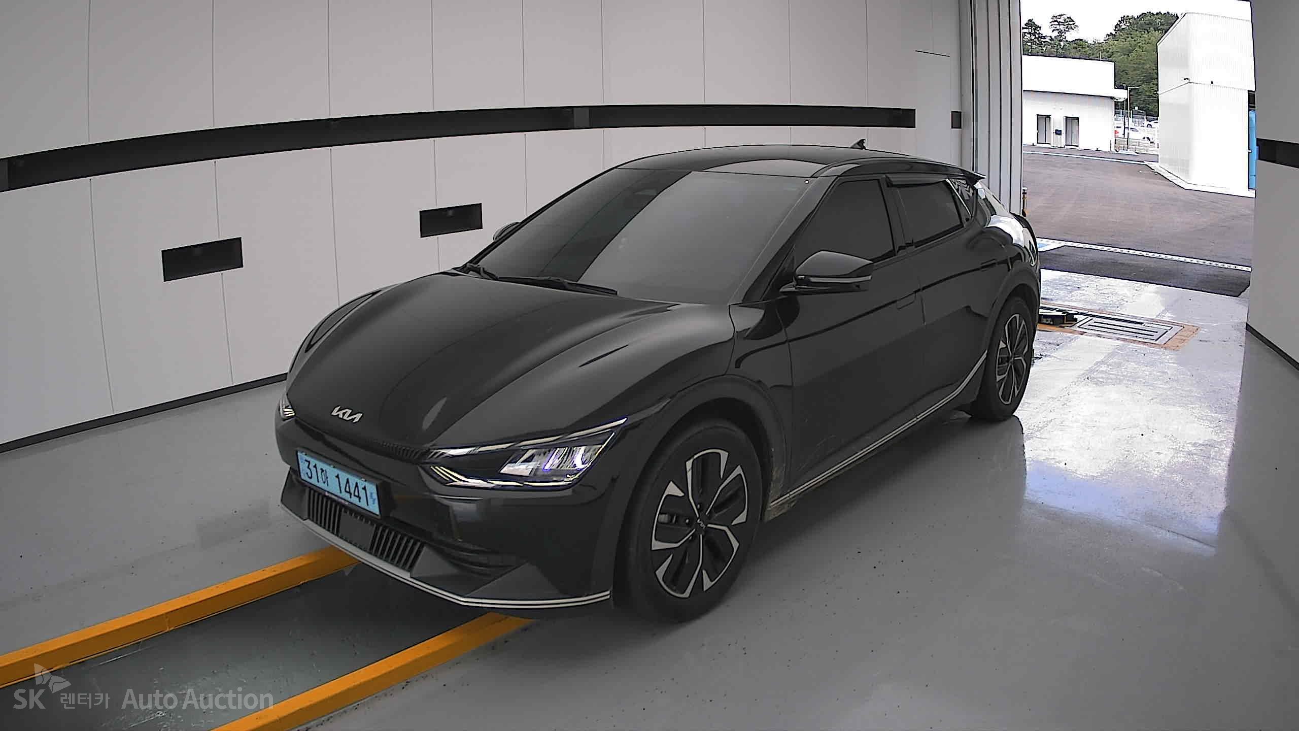 2022 - kia ev6