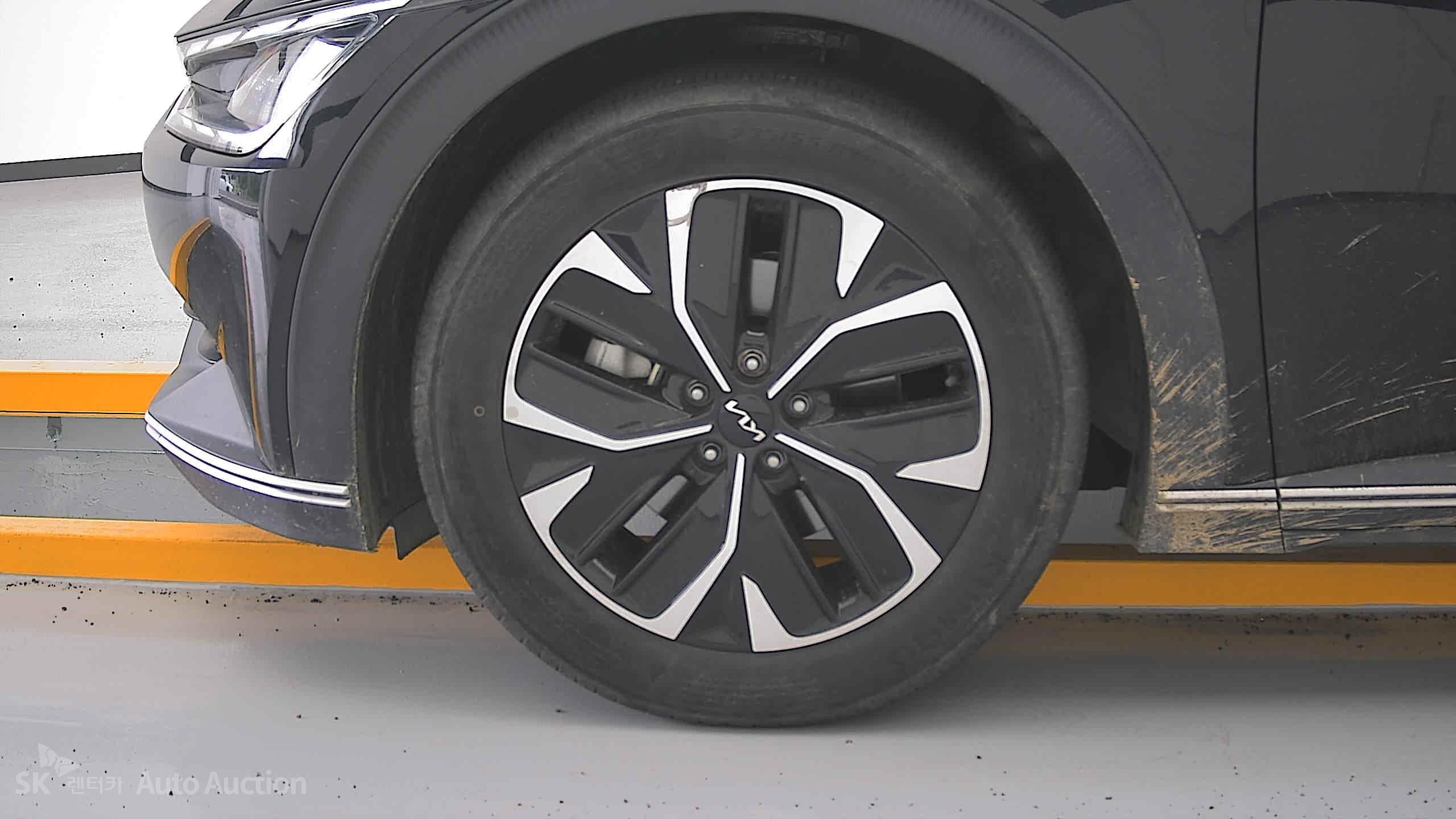 2022 - kia ev6