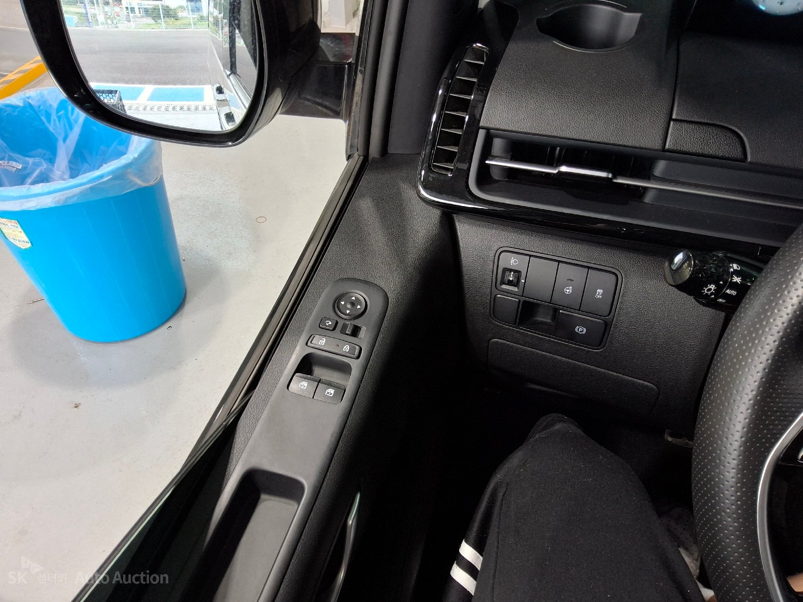 2022 - hyundai staria