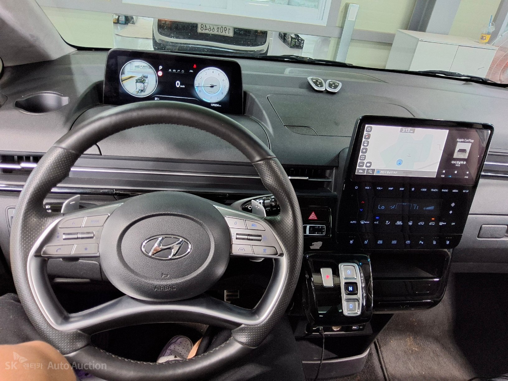 2022 - hyundai staria