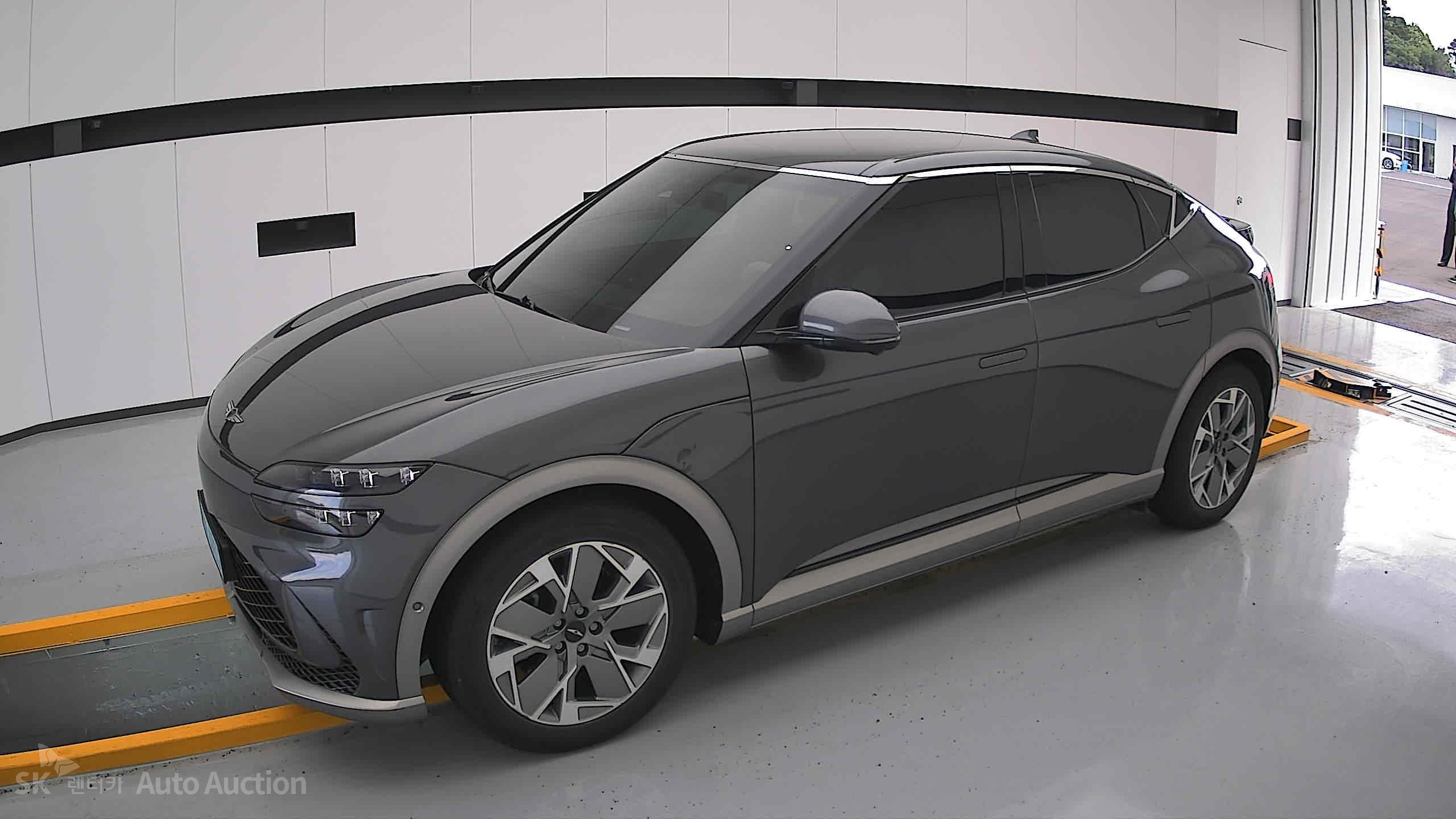 2022 - genesis gv60