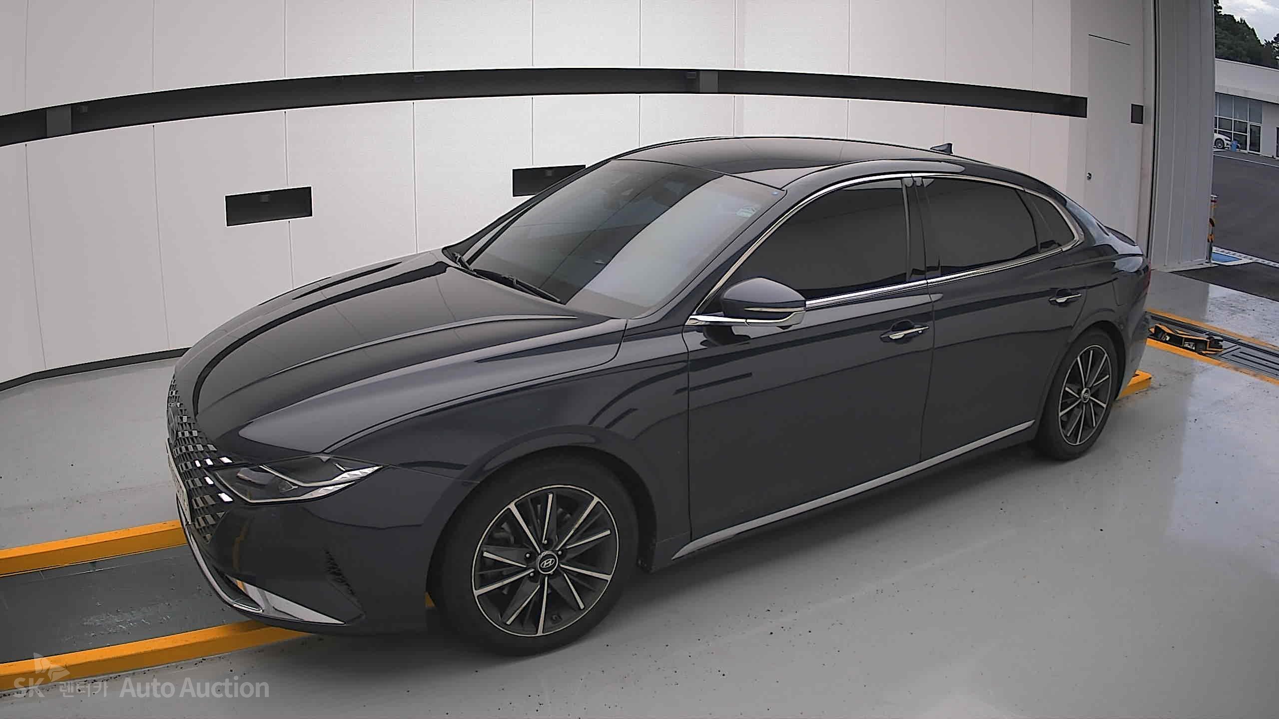 2020 - hyundai grandeur