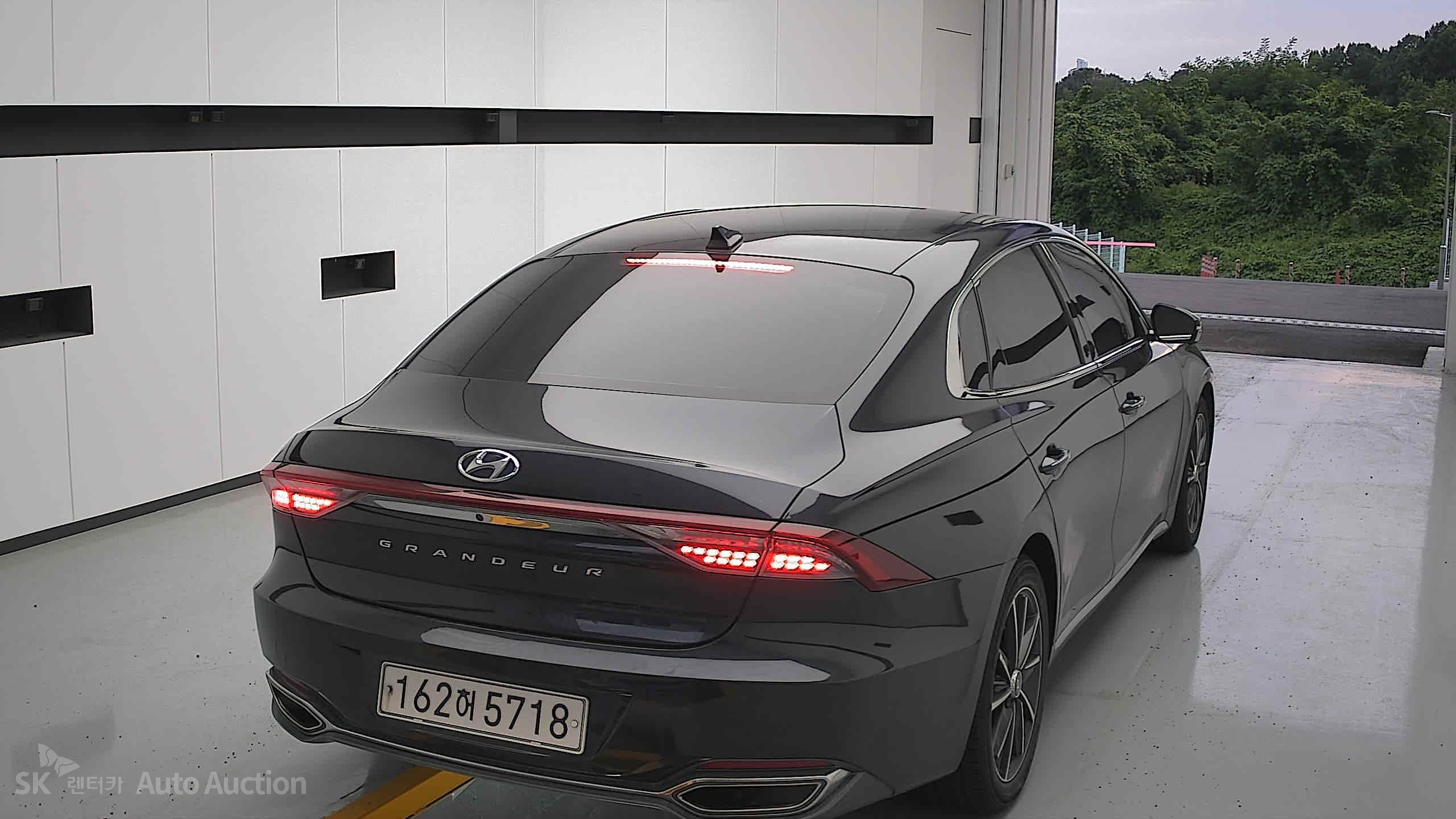2020 - hyundai grandeur