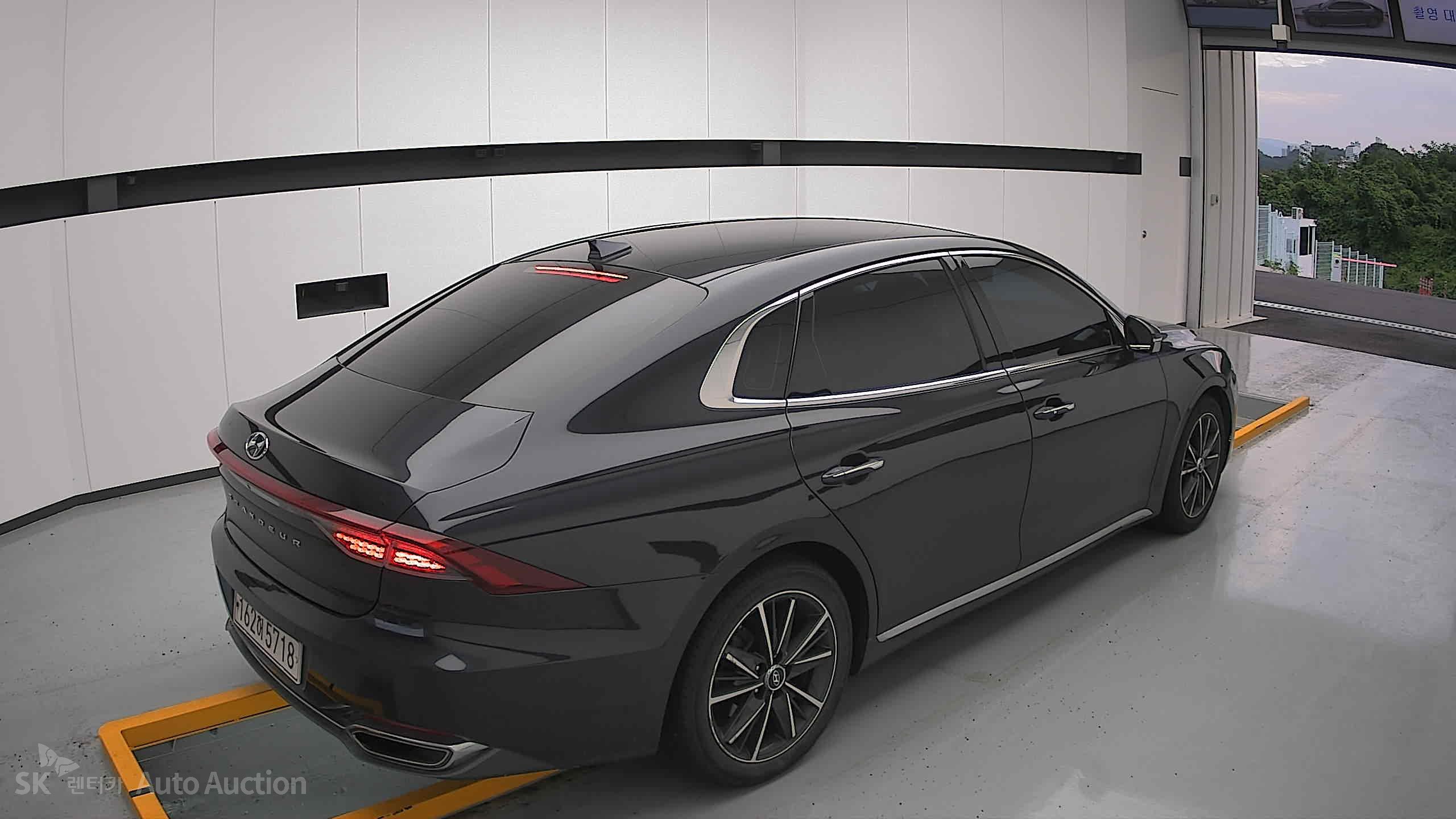 2020 - hyundai grandeur
