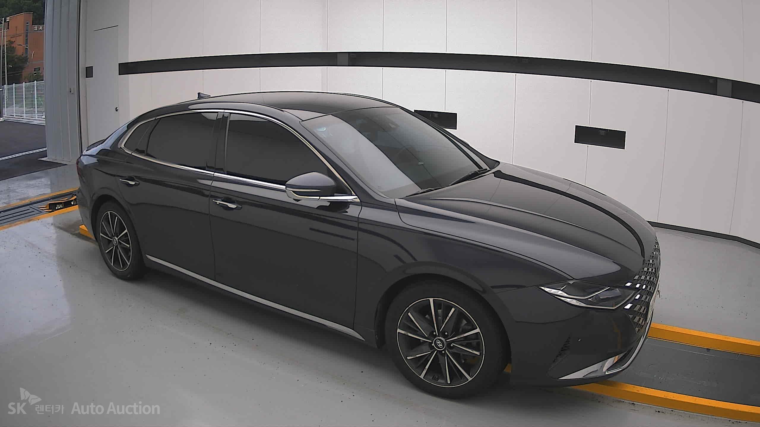 2020 - hyundai grandeur