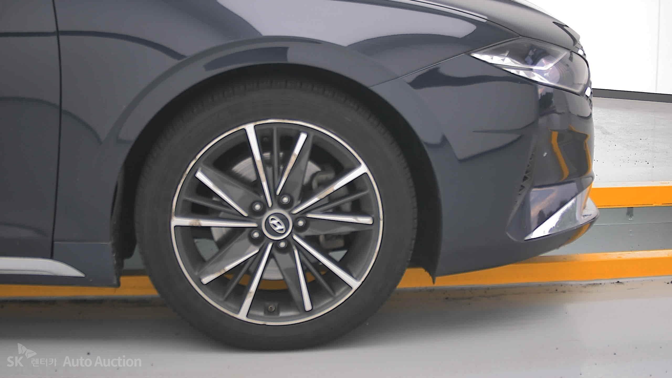 2020 - hyundai grandeur
