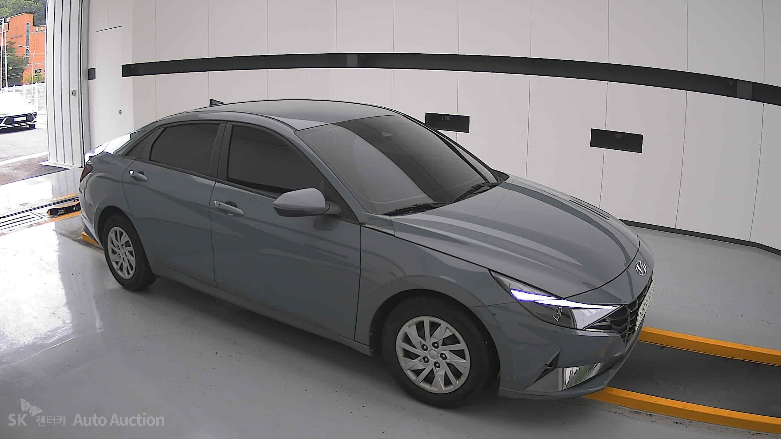 2021 - hyundai avante