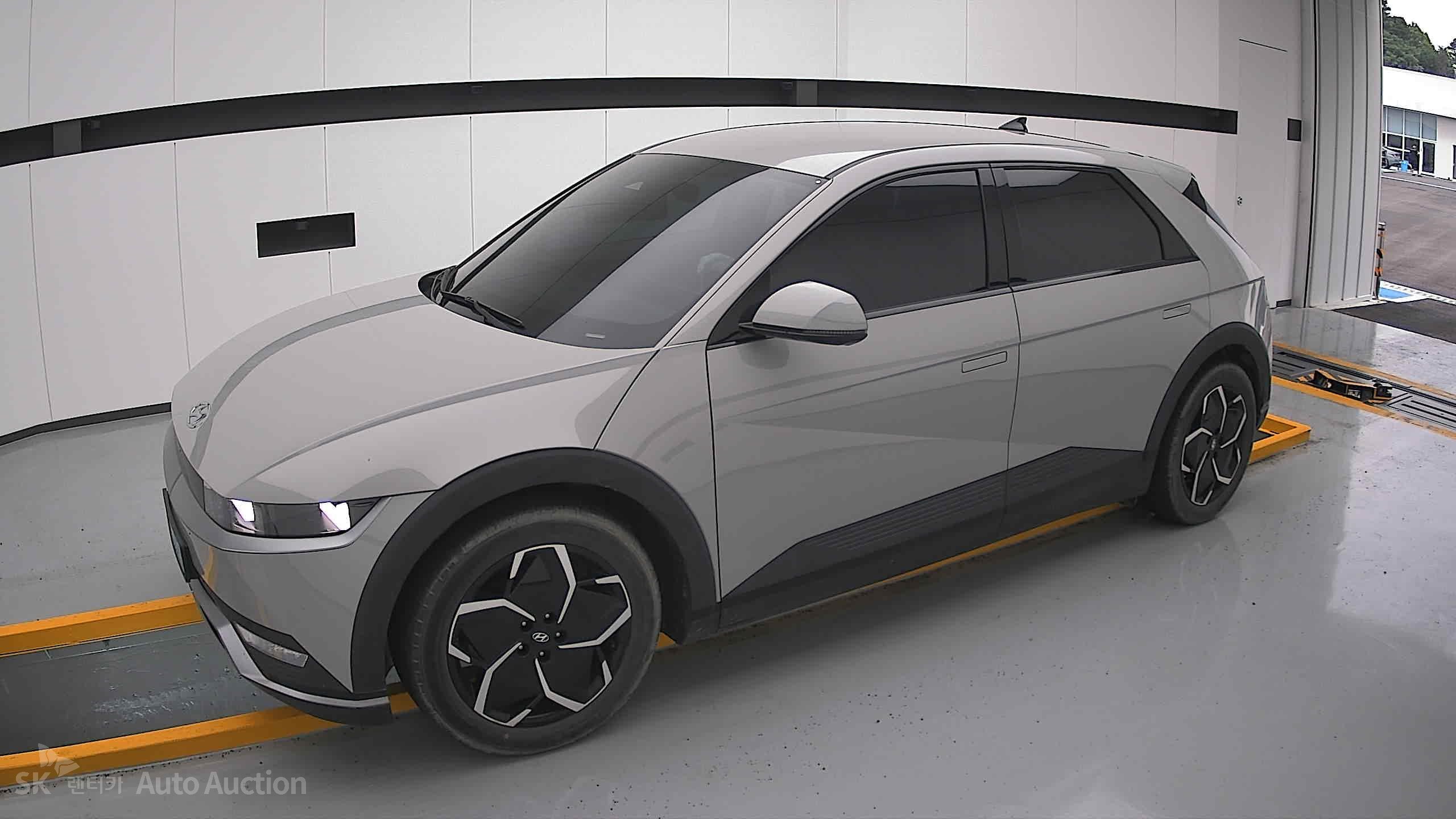 2022 - hyundai ioniq