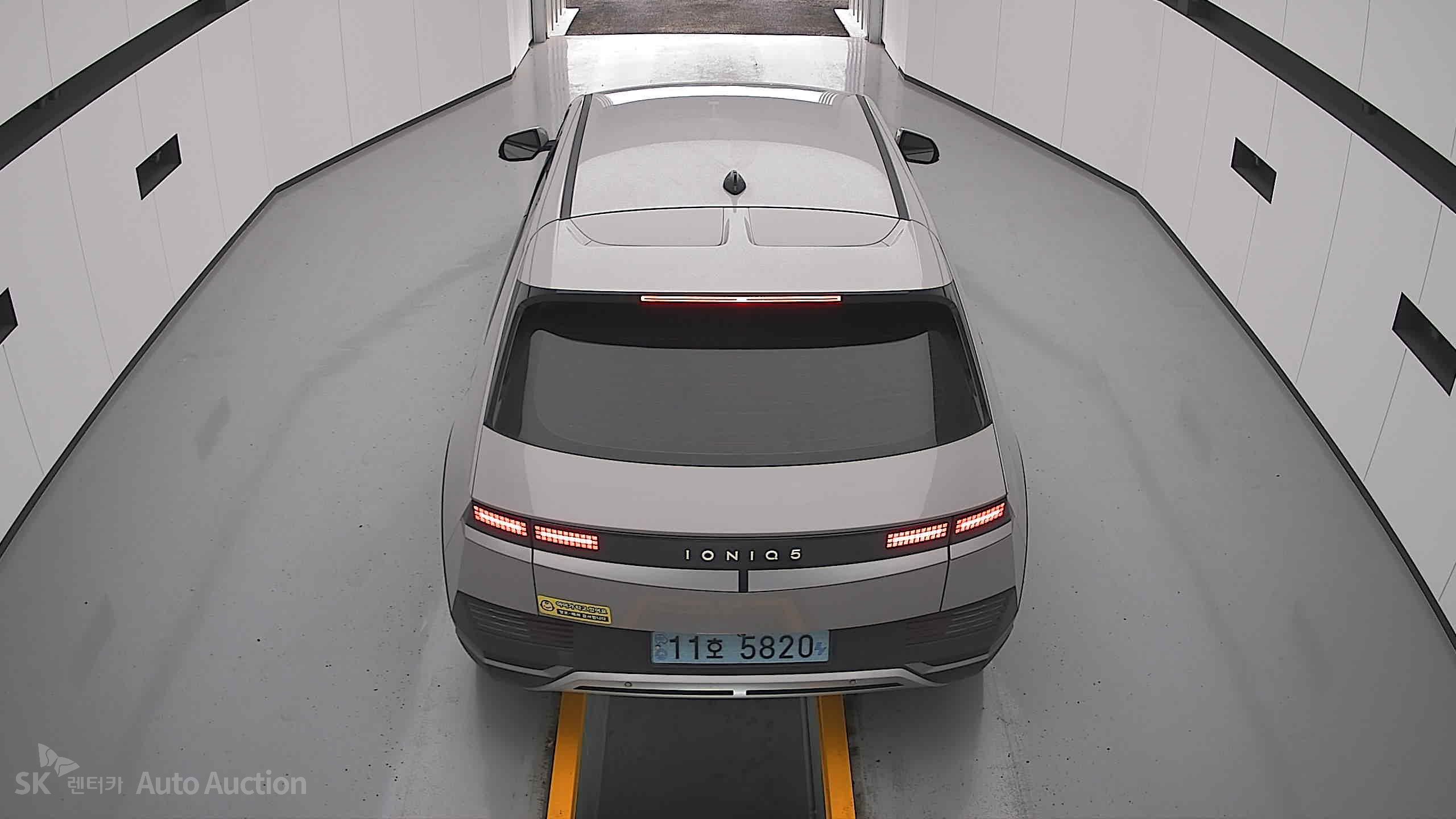 2022 - hyundai ioniq