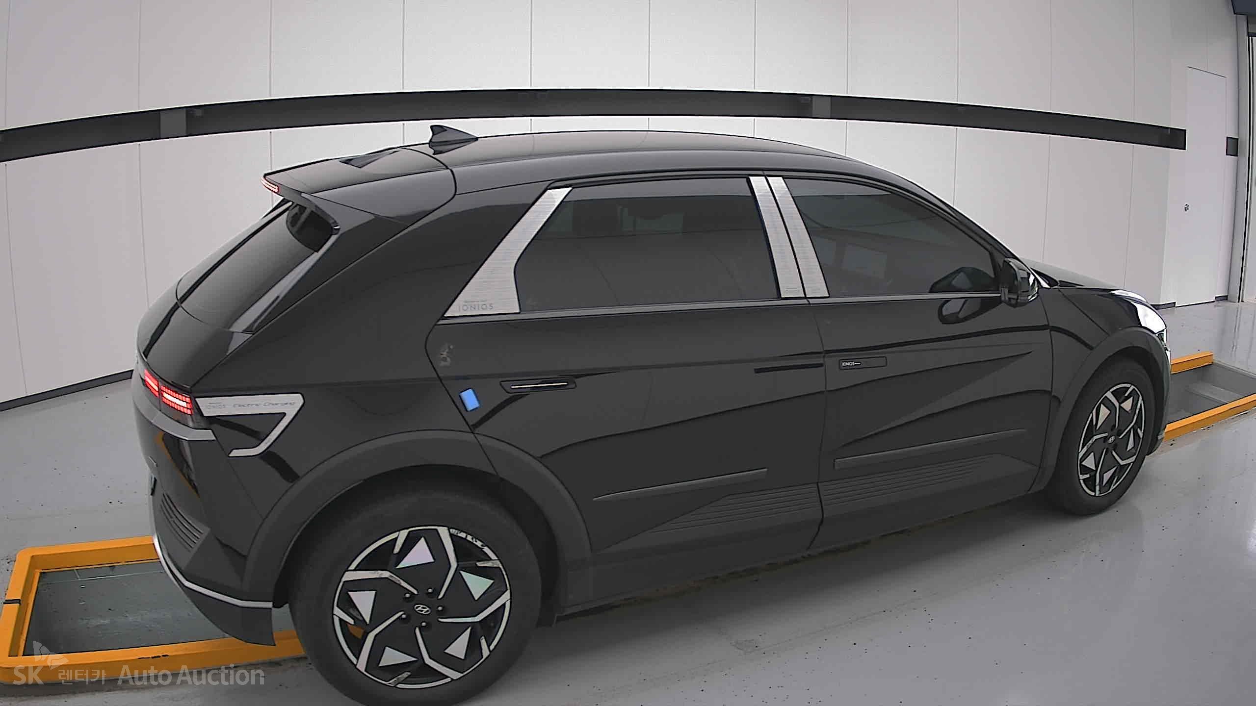 2022 - hyundai ioniq