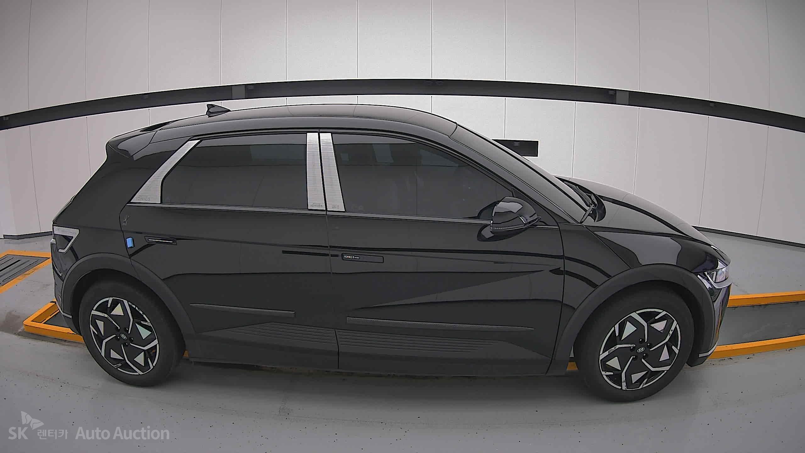 2022 - hyundai ioniq