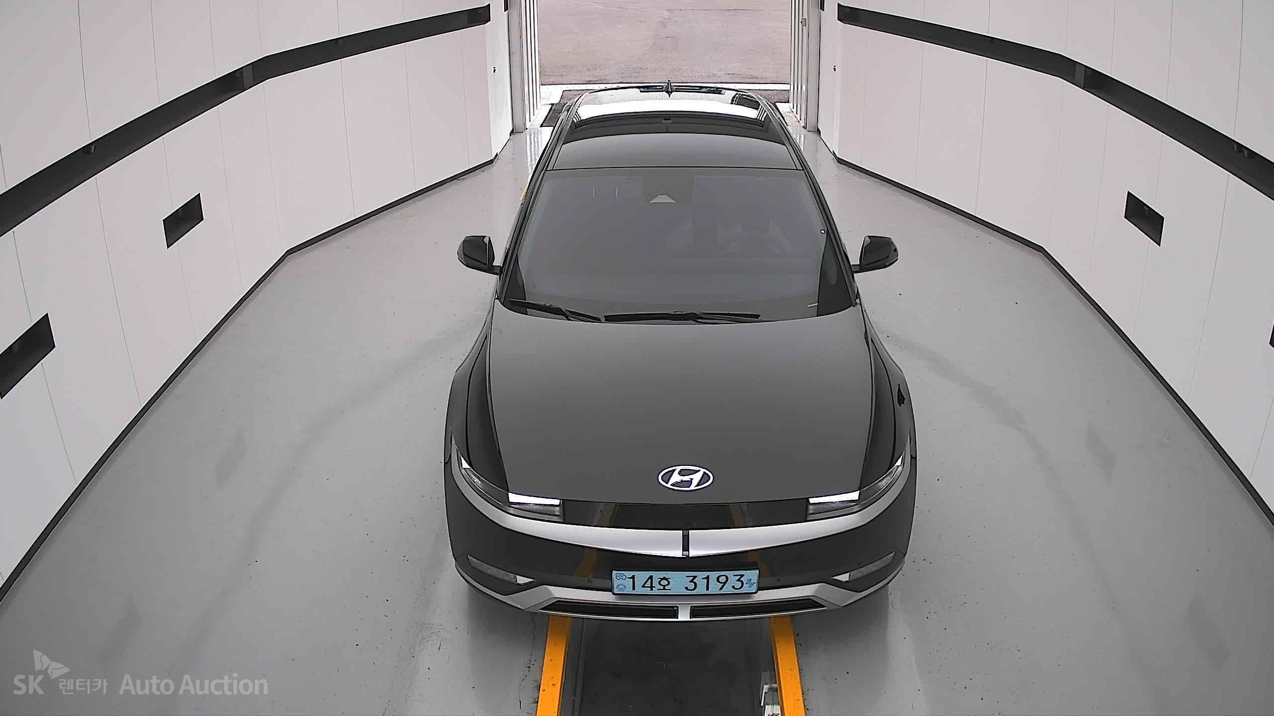 2022 - hyundai ioniq