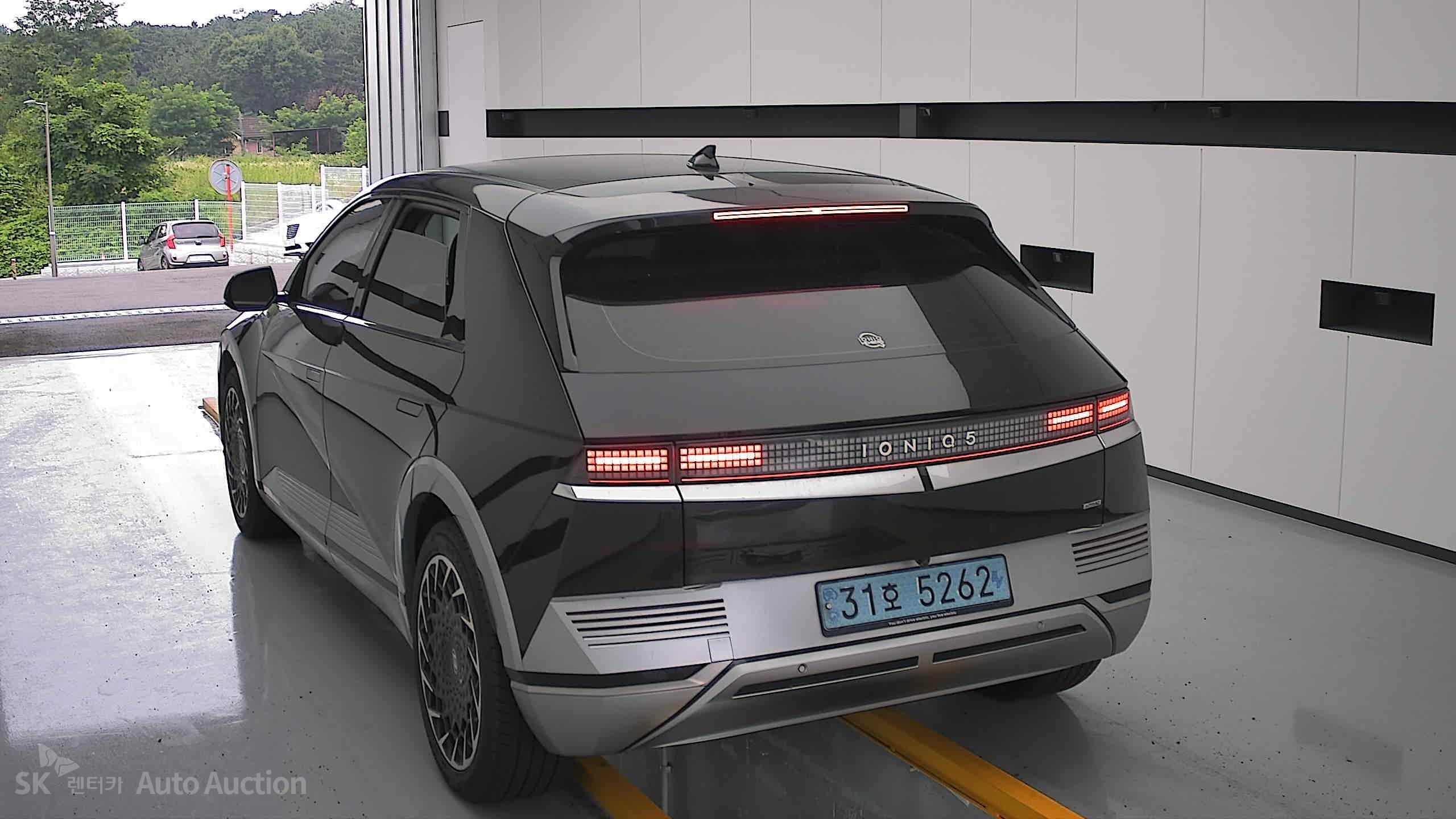 2022 - hyundai ioniq