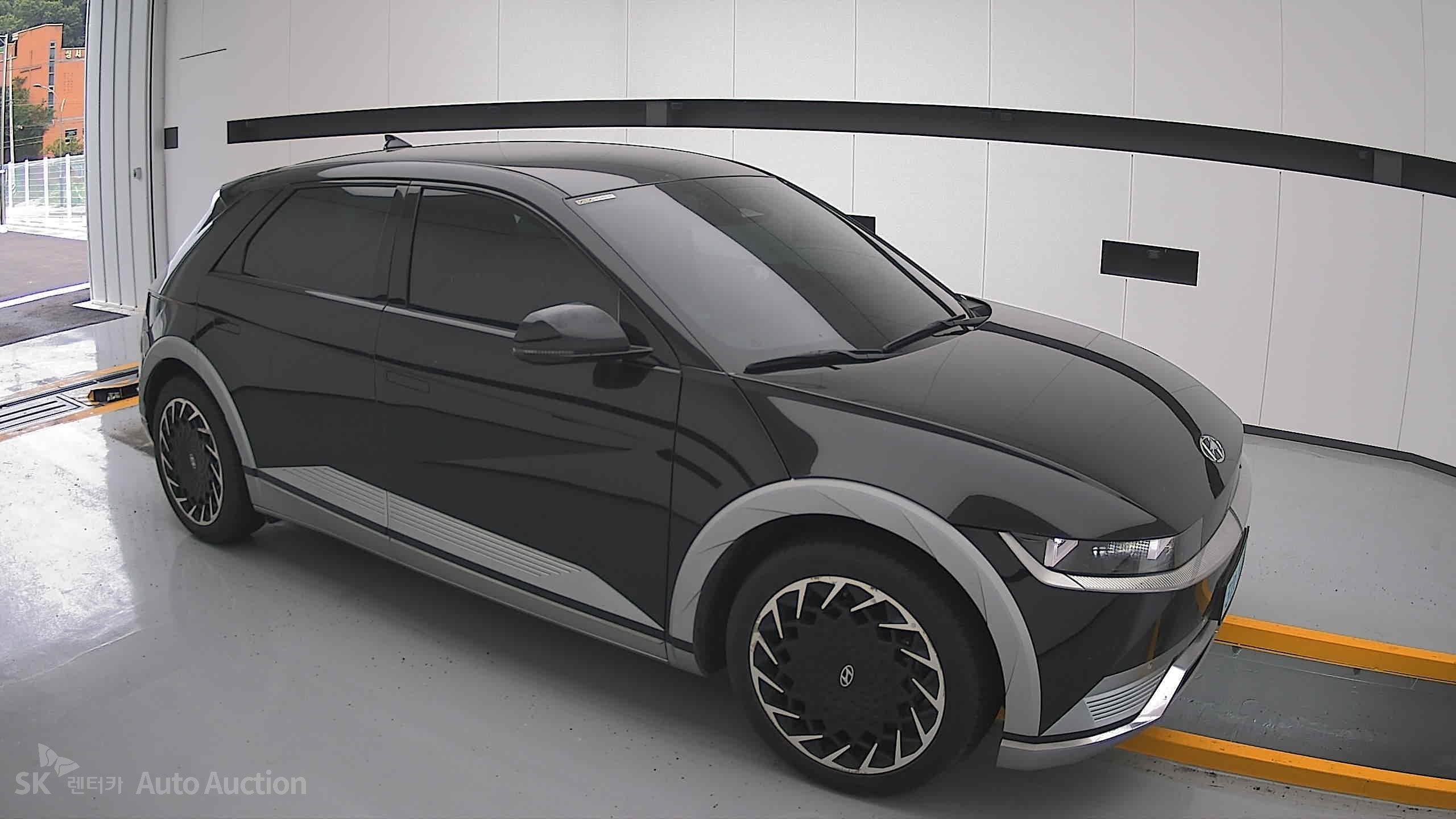 2022 - hyundai ioniq