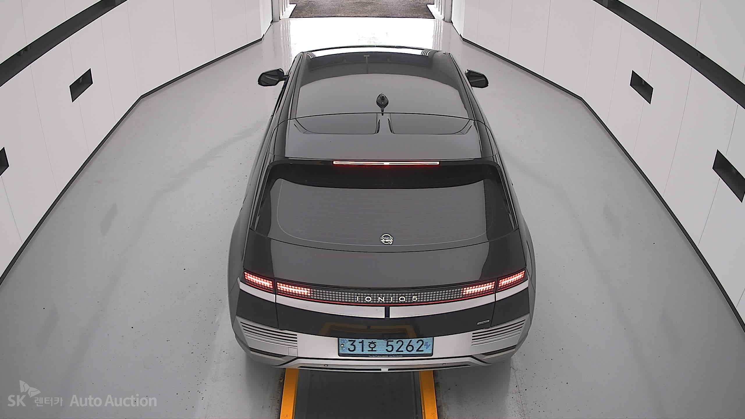 2022 - hyundai ioniq
