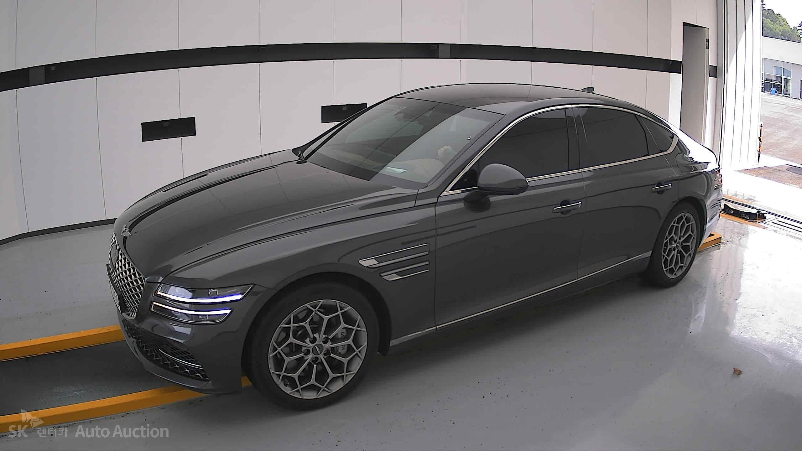 2022 - genesis g80
