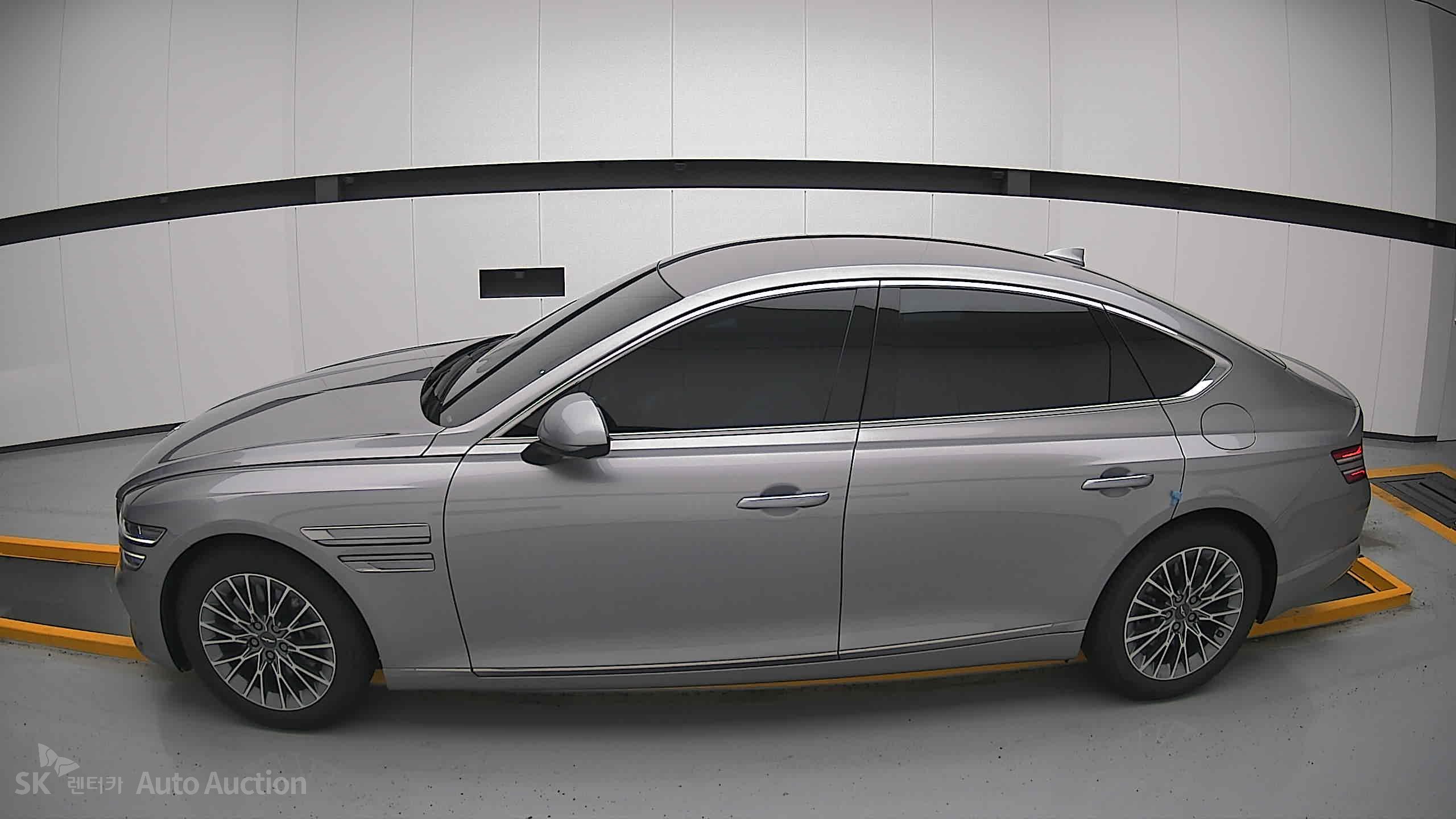 2022 - genesis g80
