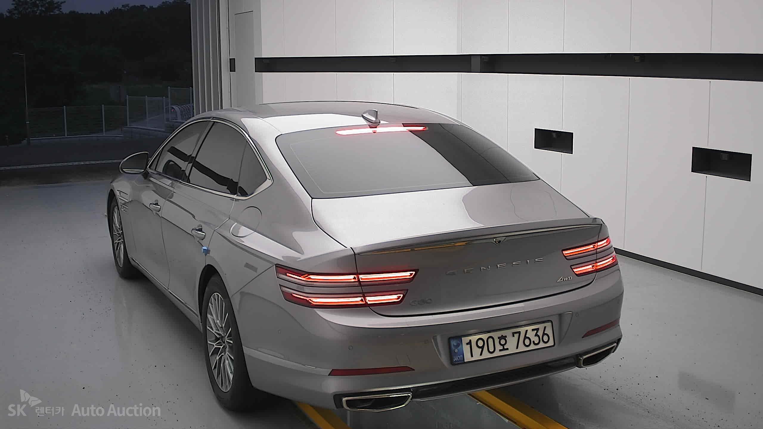 2022 - genesis g80