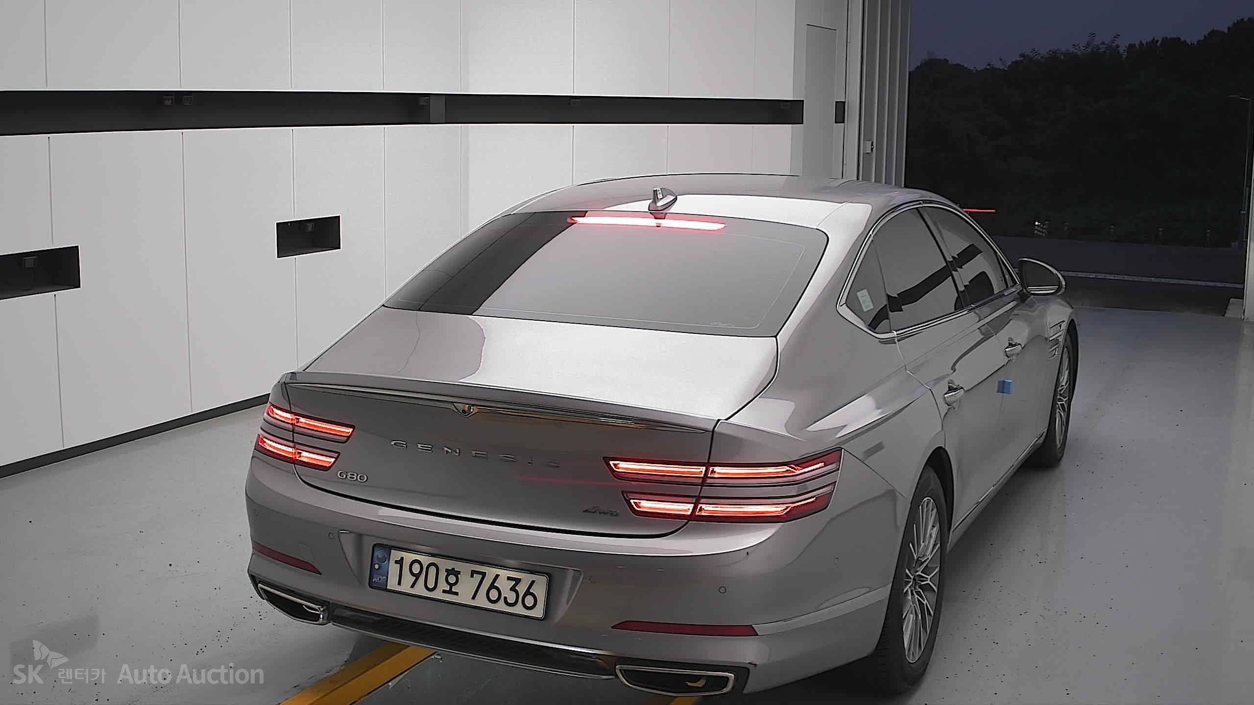 2022 - genesis g80