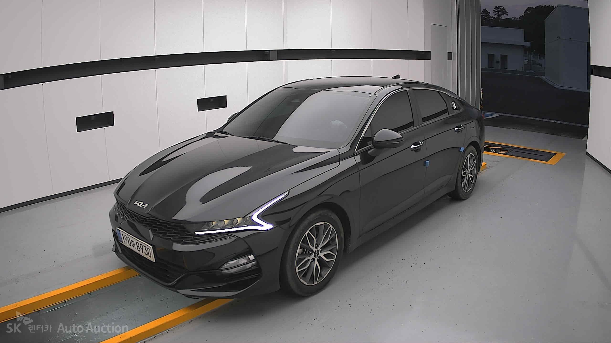 2022 - kia k5