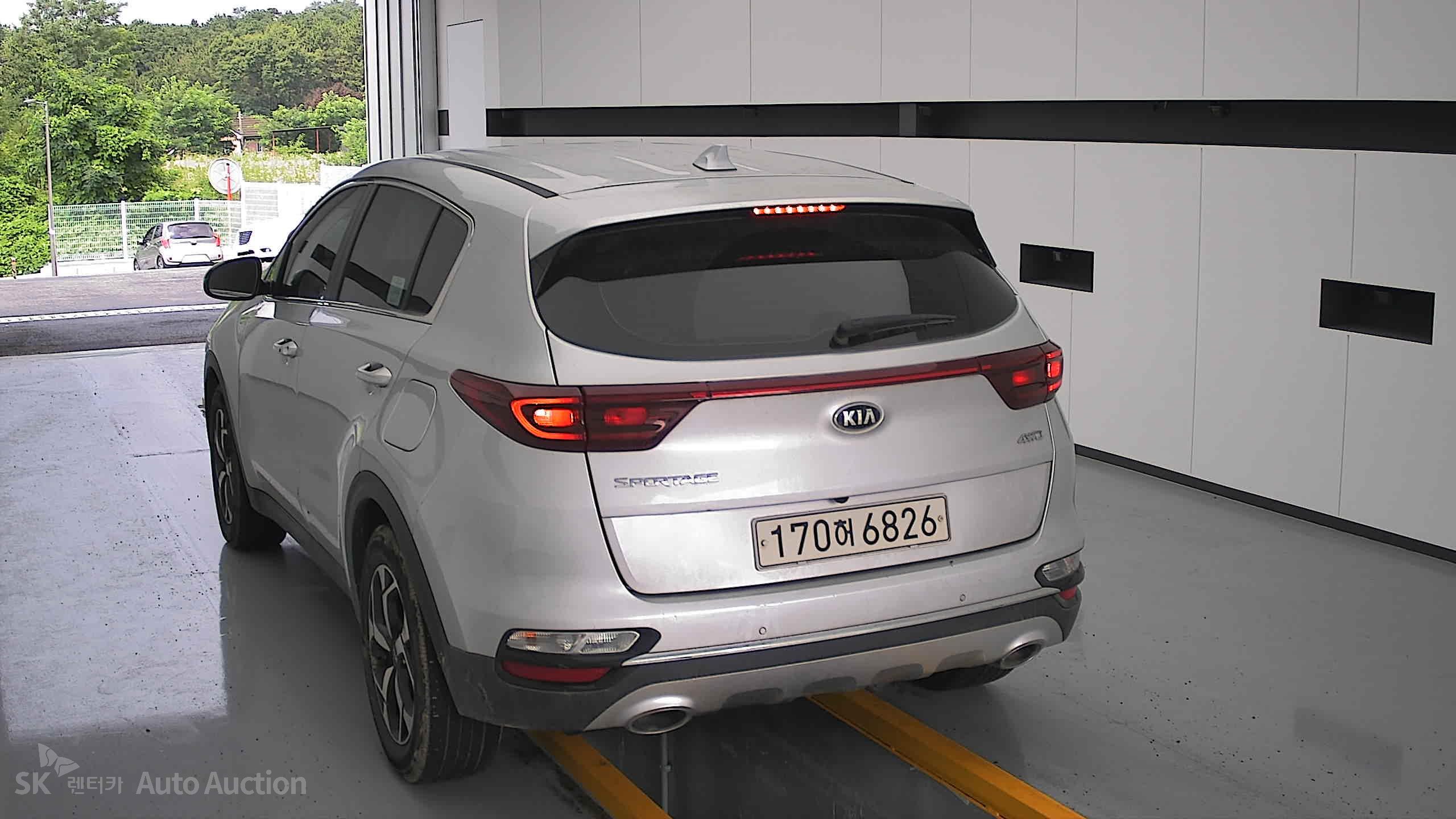 2022 - kia sportage