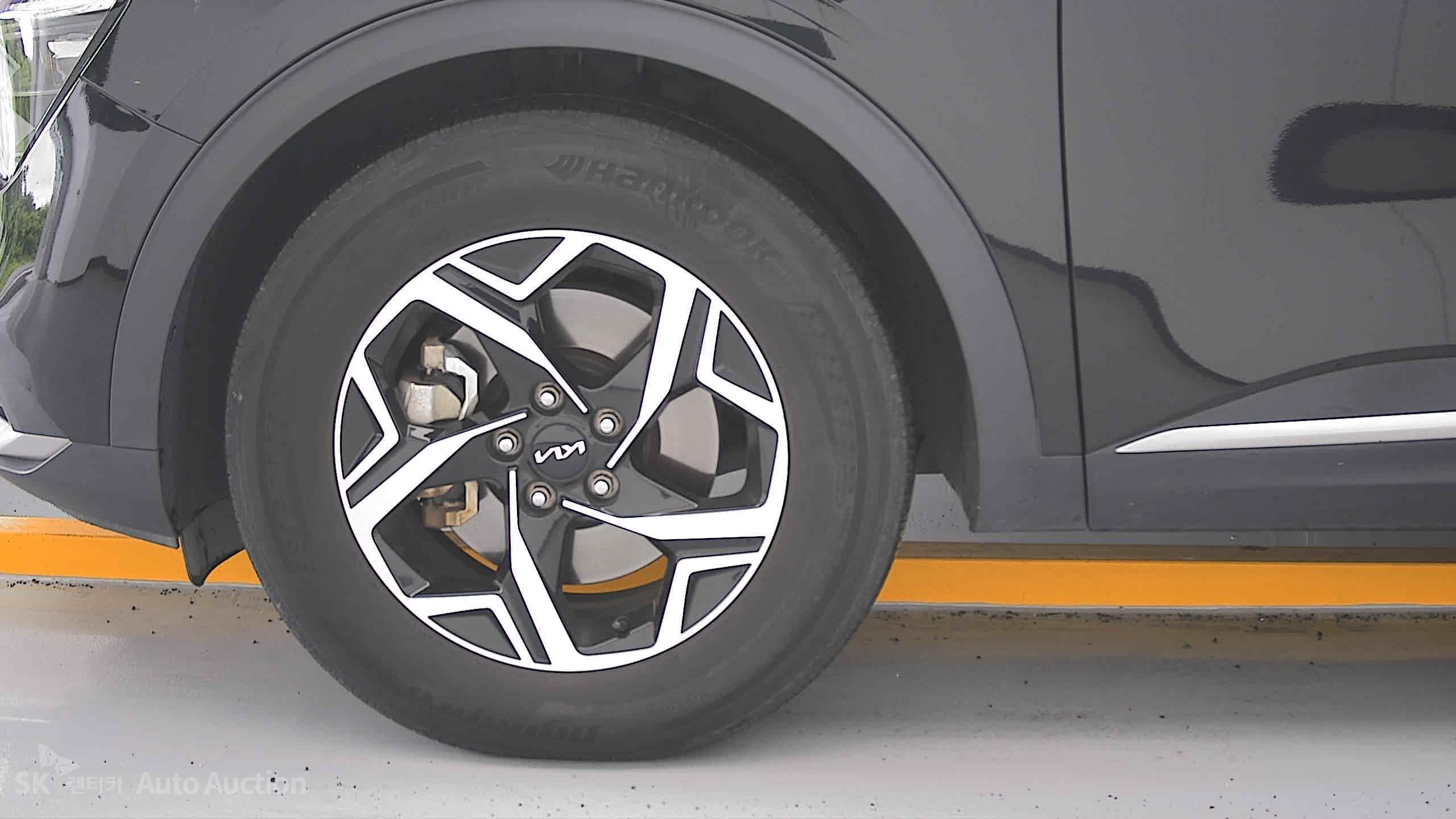 2022 - kia sportage
