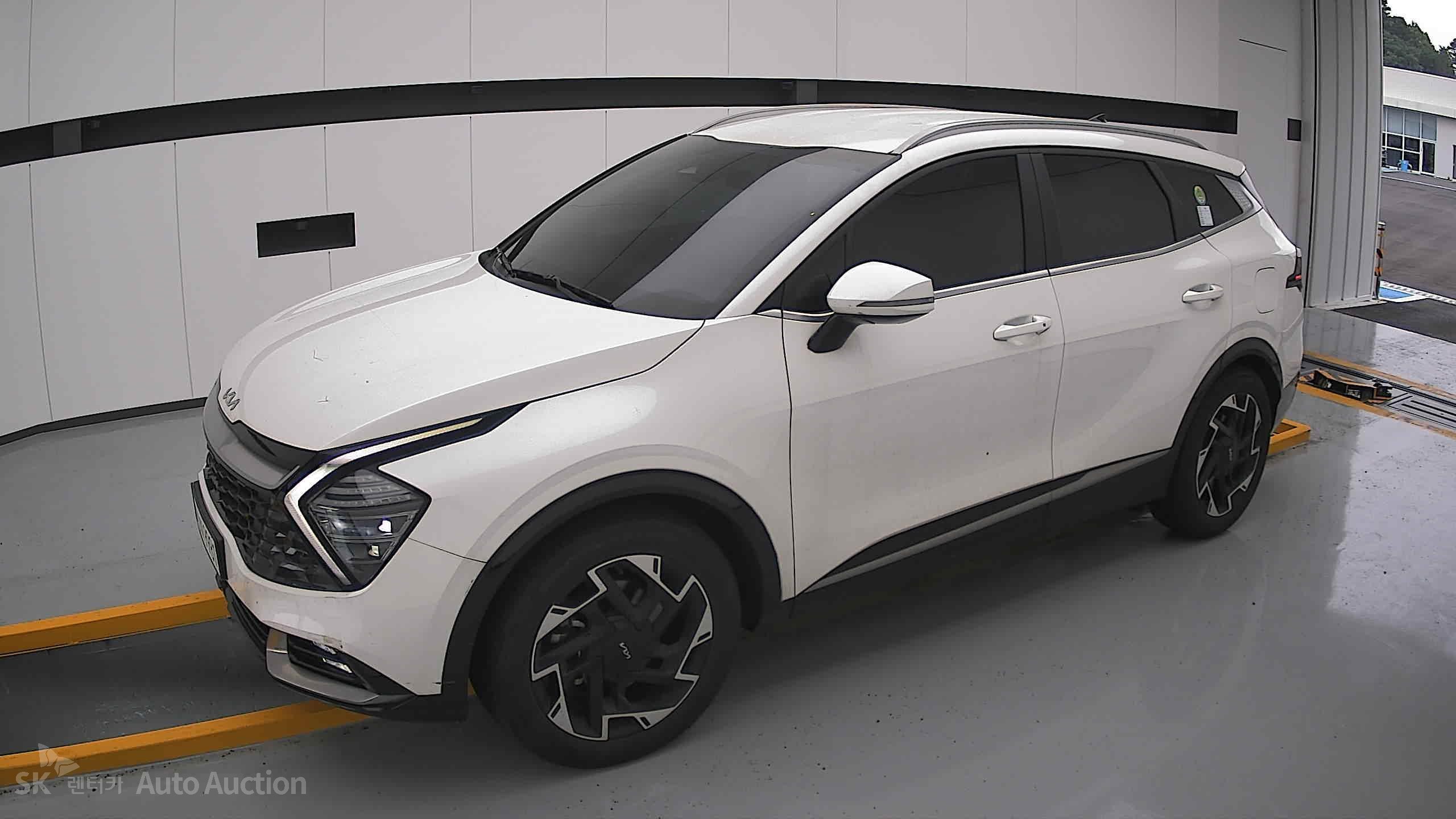 2023 - kia sportage