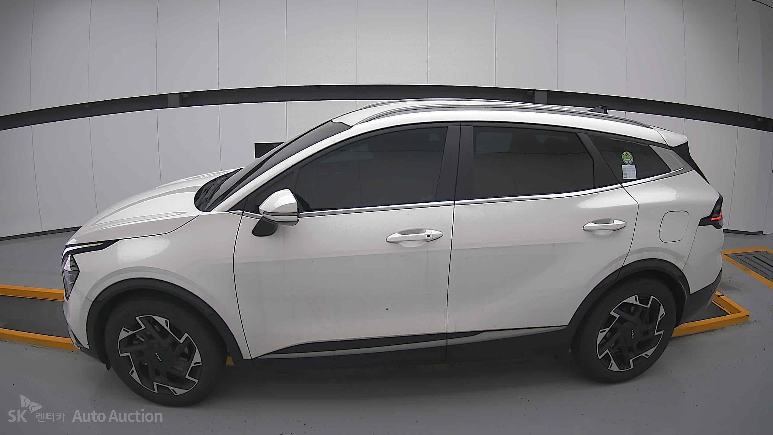 2023 - kia sportage
