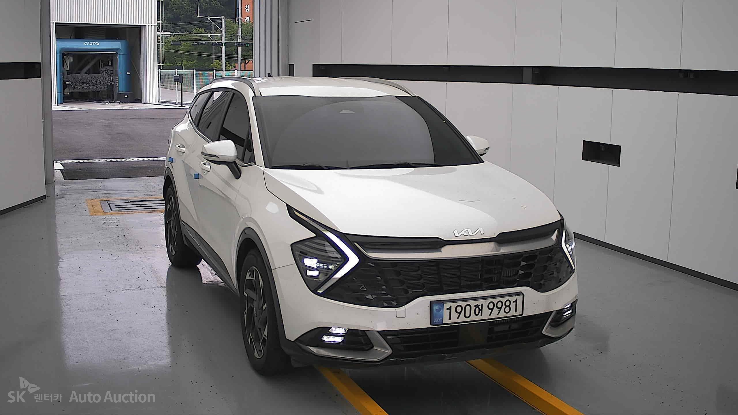 2023 - kia sportage