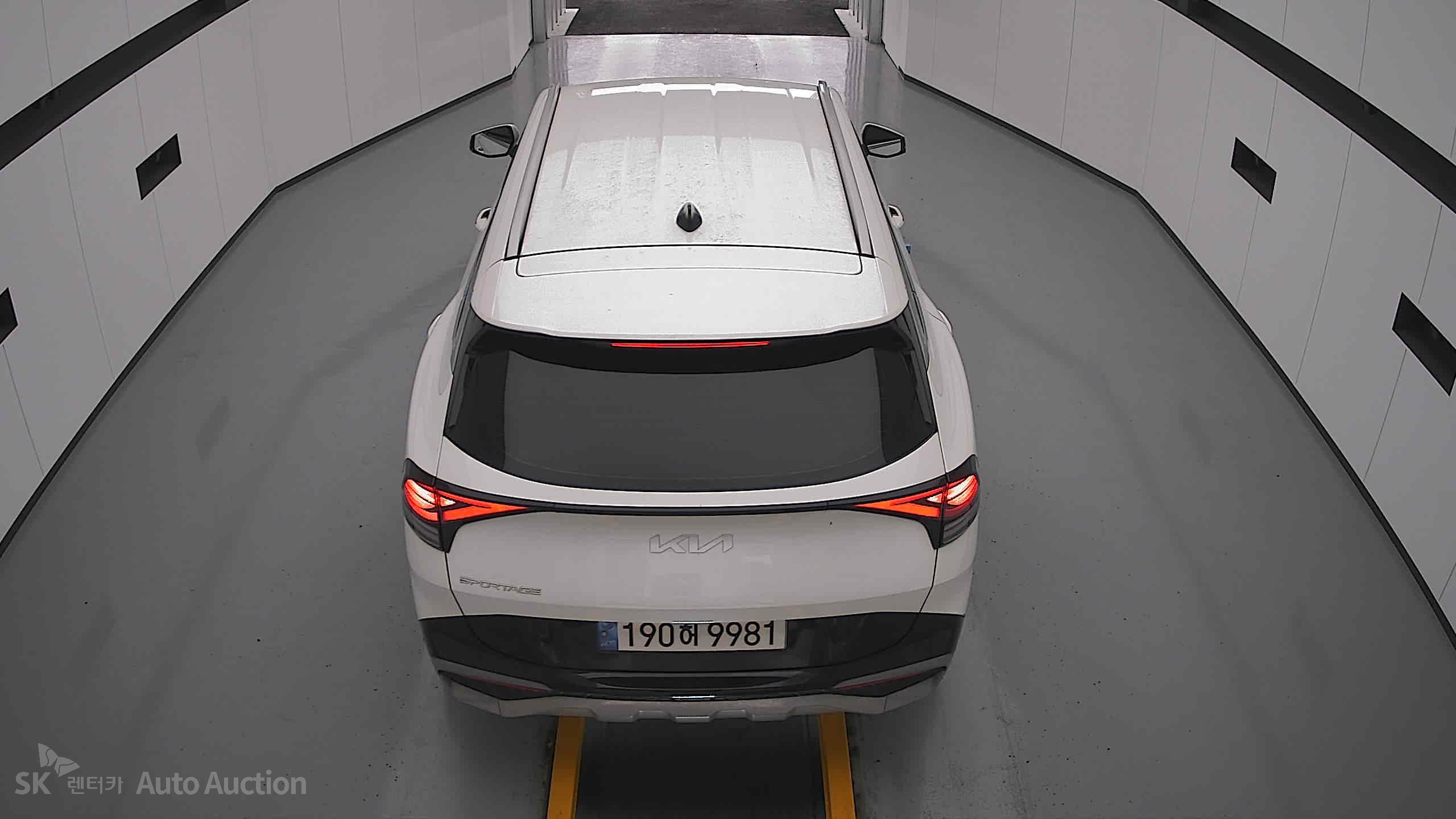 2023 - kia sportage