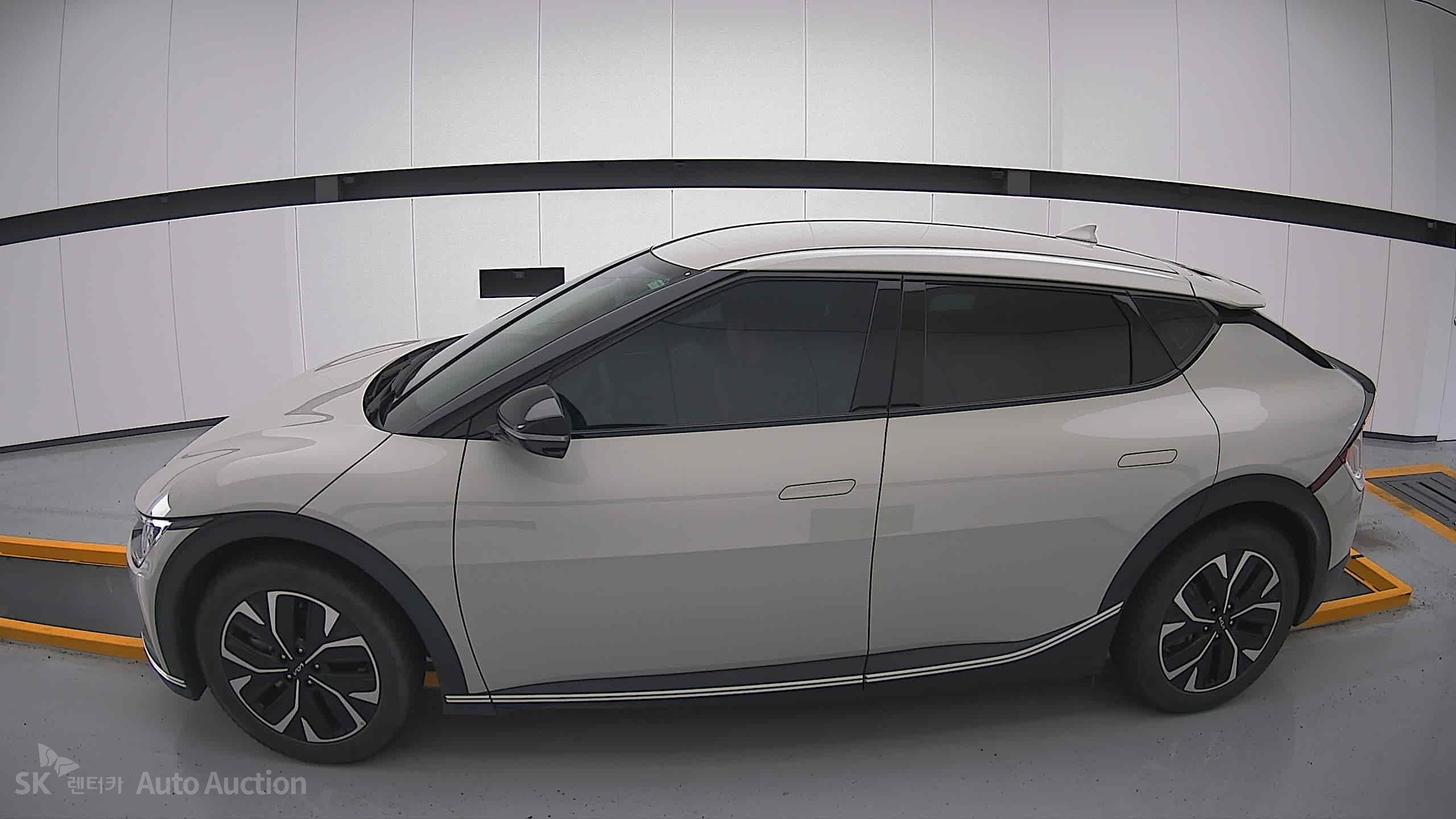 2022 - kia ev6