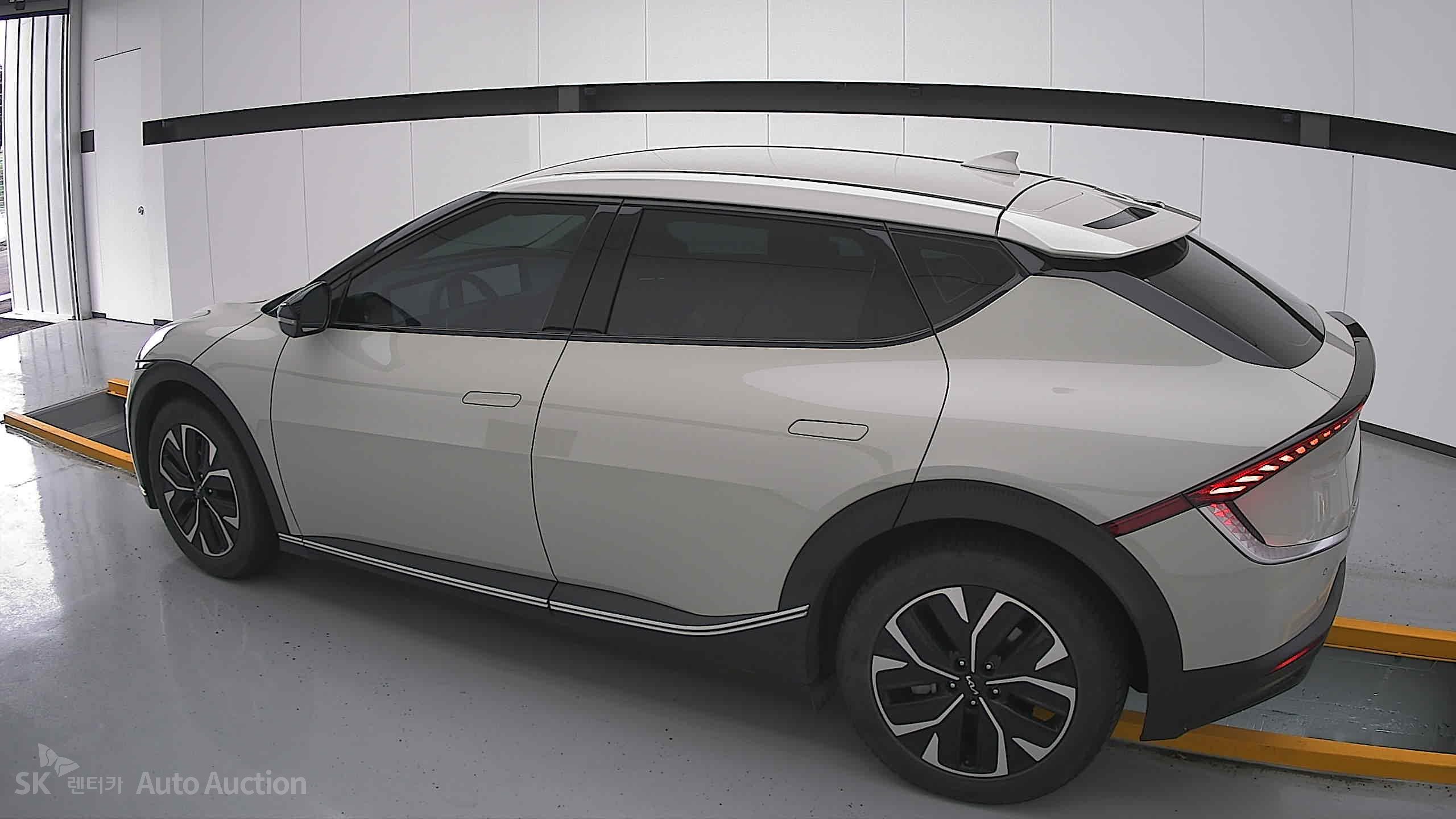 2022 - kia ev6
