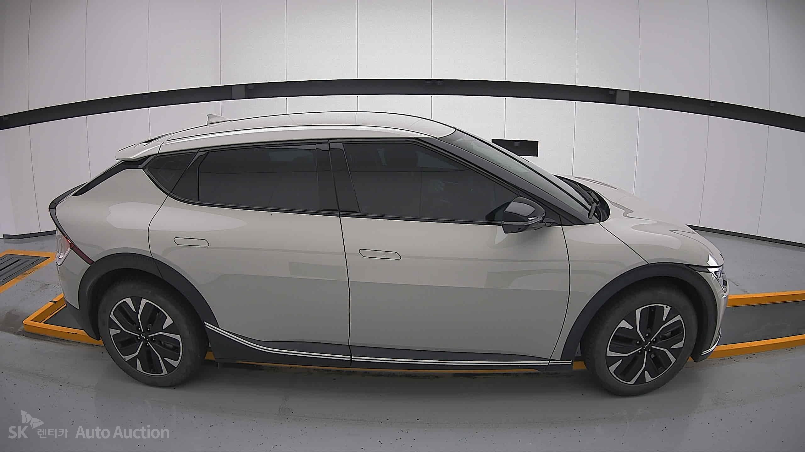 2022 - kia ev6