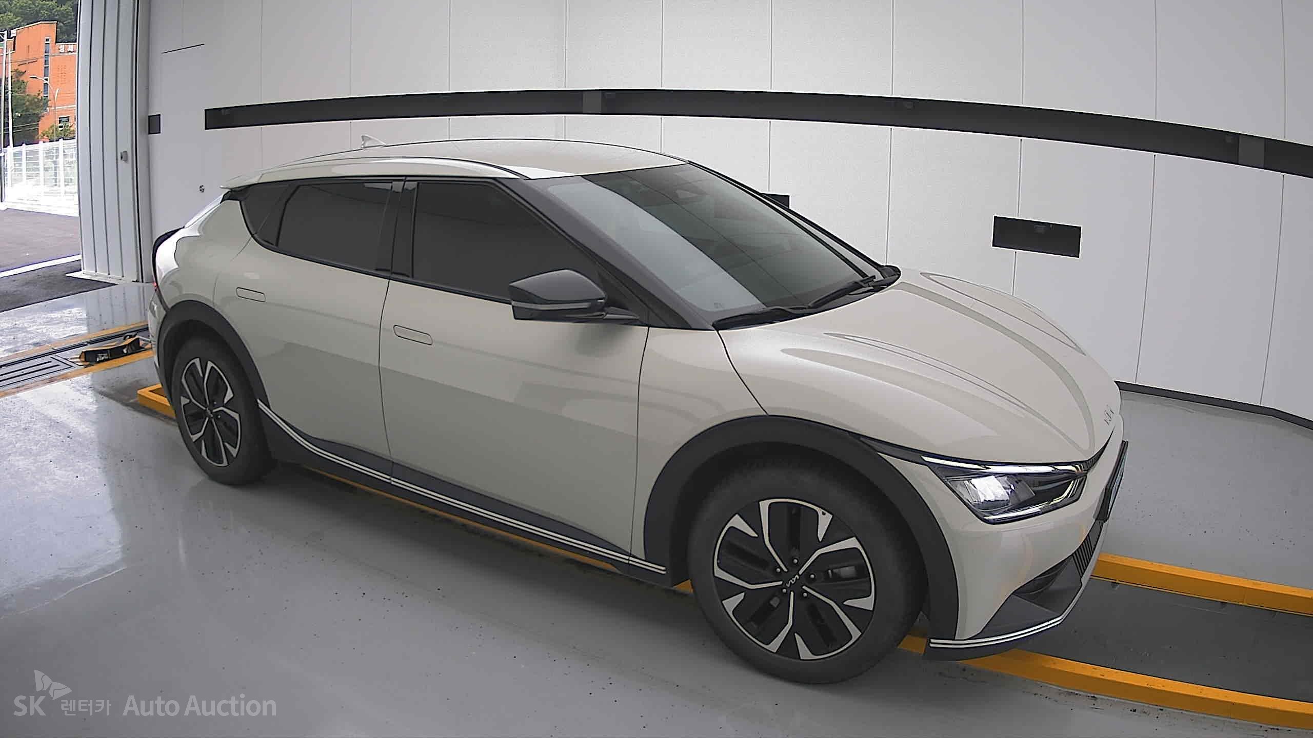 2022 - kia ev6